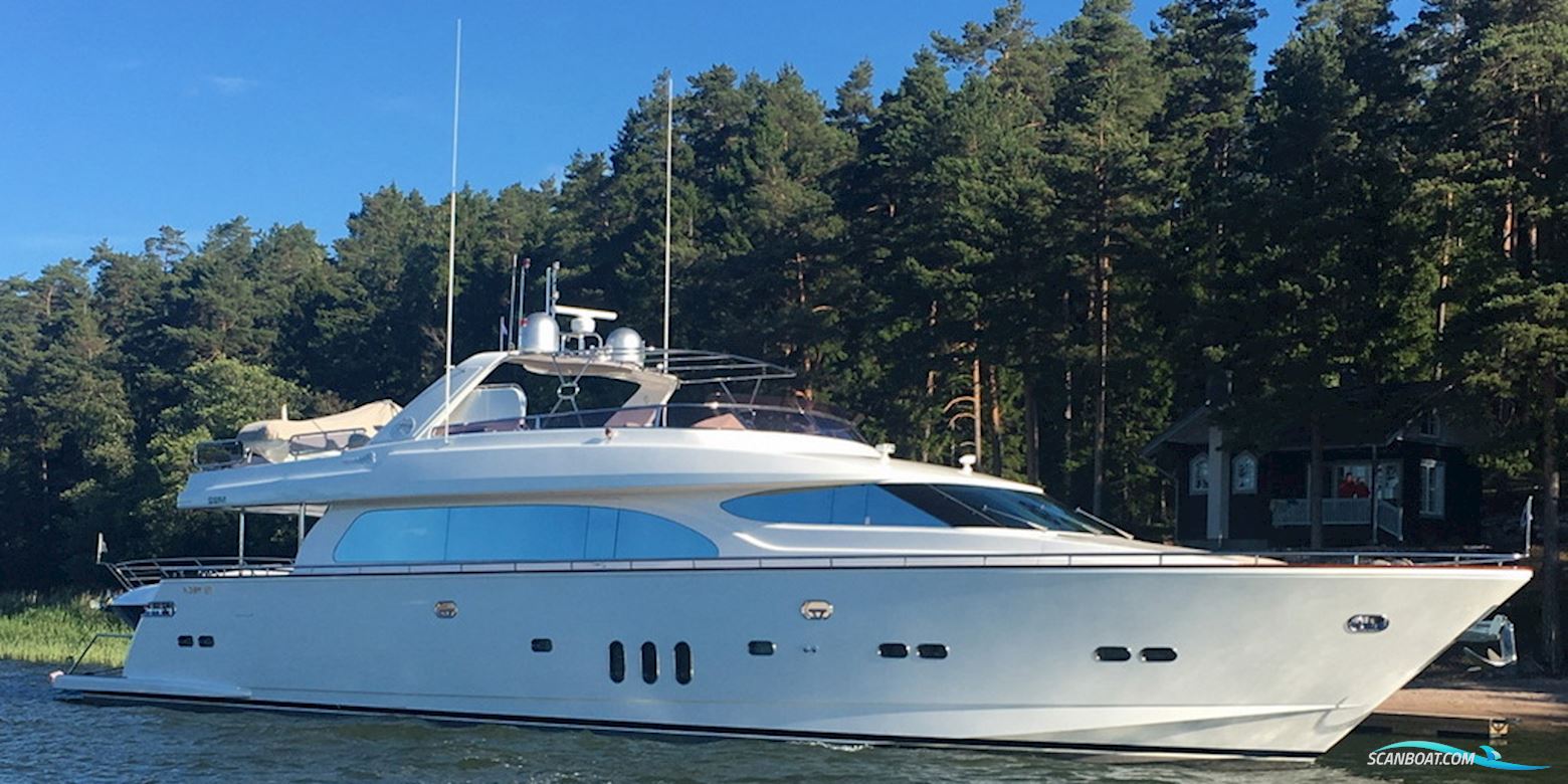 Elegance 92 Mega Motorboot 2009, mit Mtu 12V 2000 M93 motor, Finland