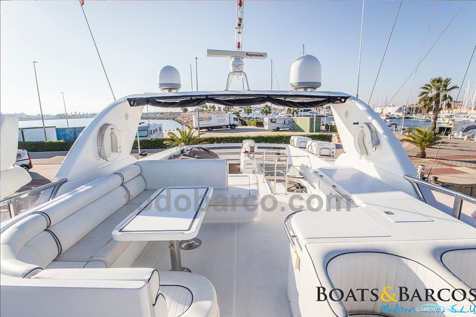 Elegance Yacht 76