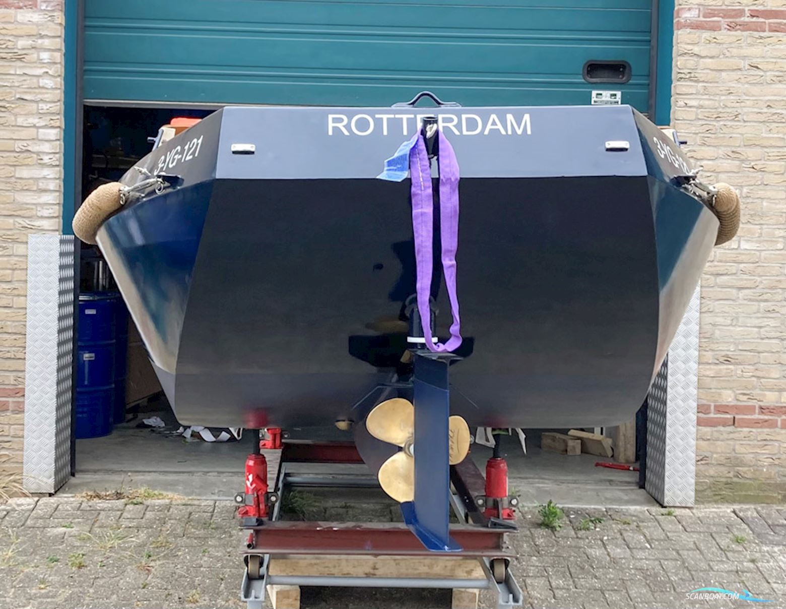 Elektrische Sloep 6.10 (Freya) Elektrische Sloep 6.10 (Freya)