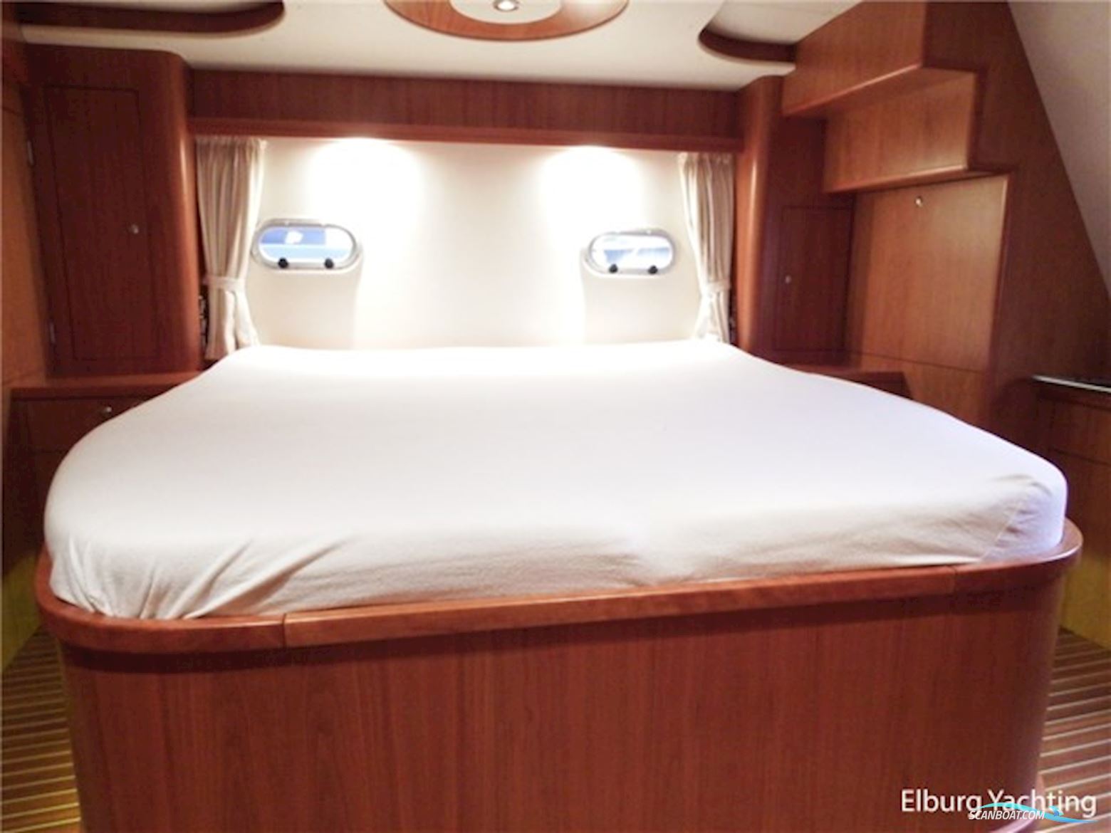 Elling E4 Ultimate - France Proof