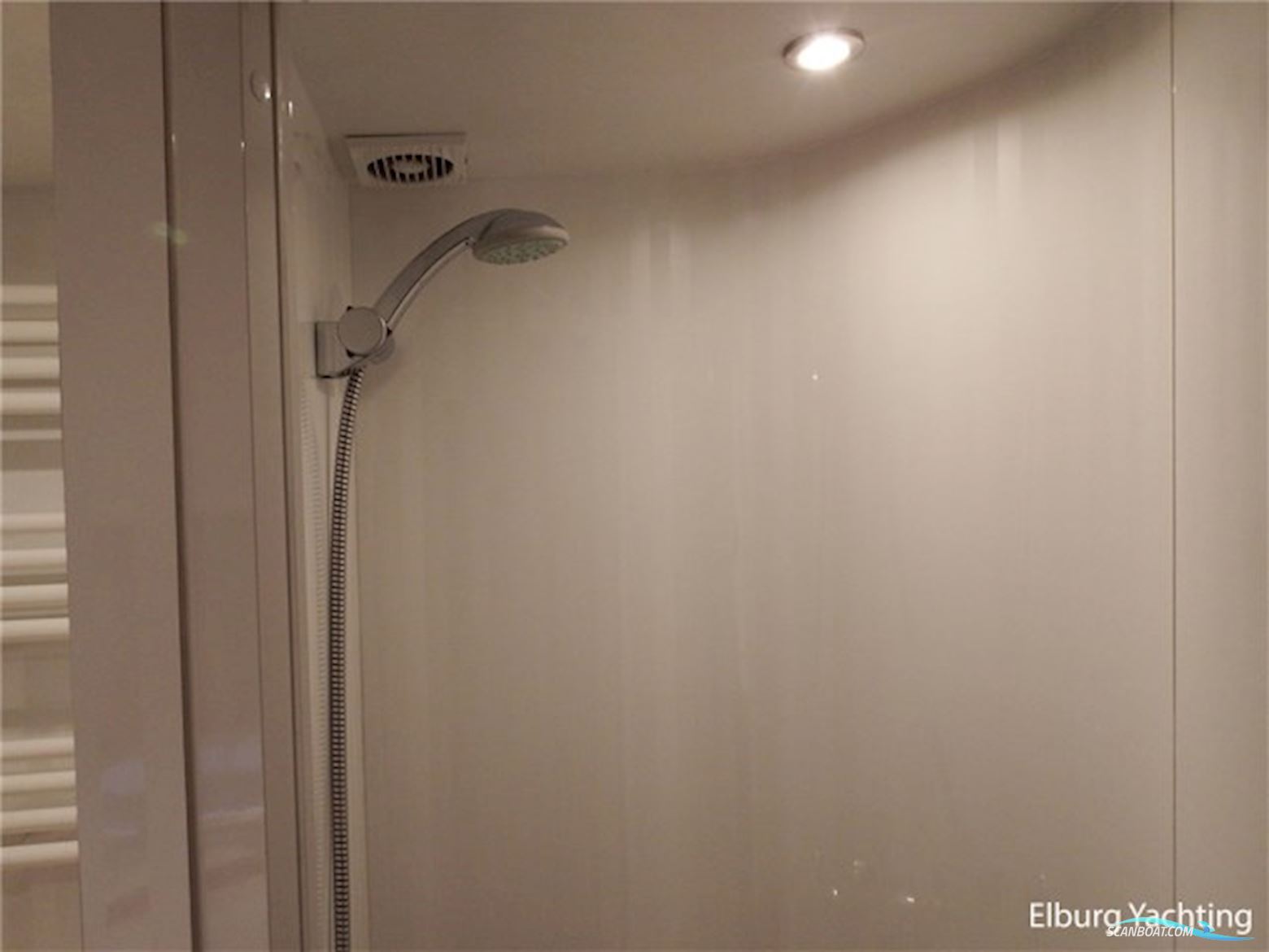 Elling E4 Ultimate - France Proof