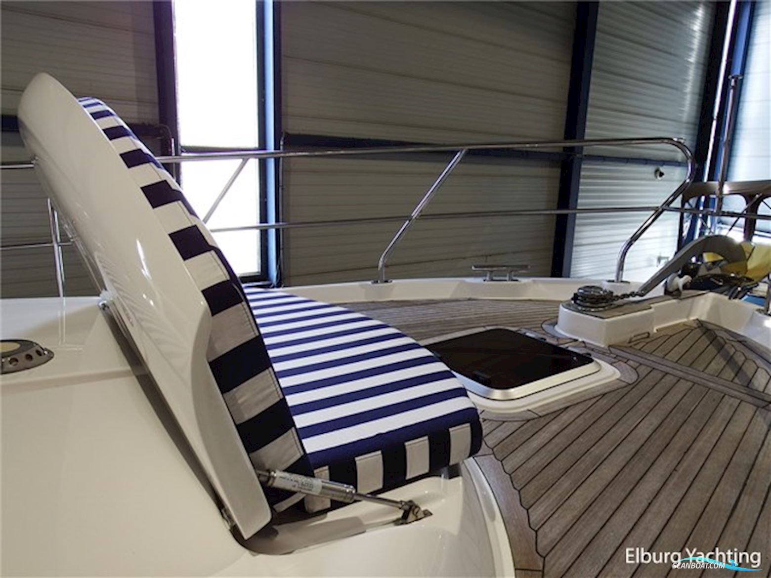 Elling E4 Ultimate - France Proof