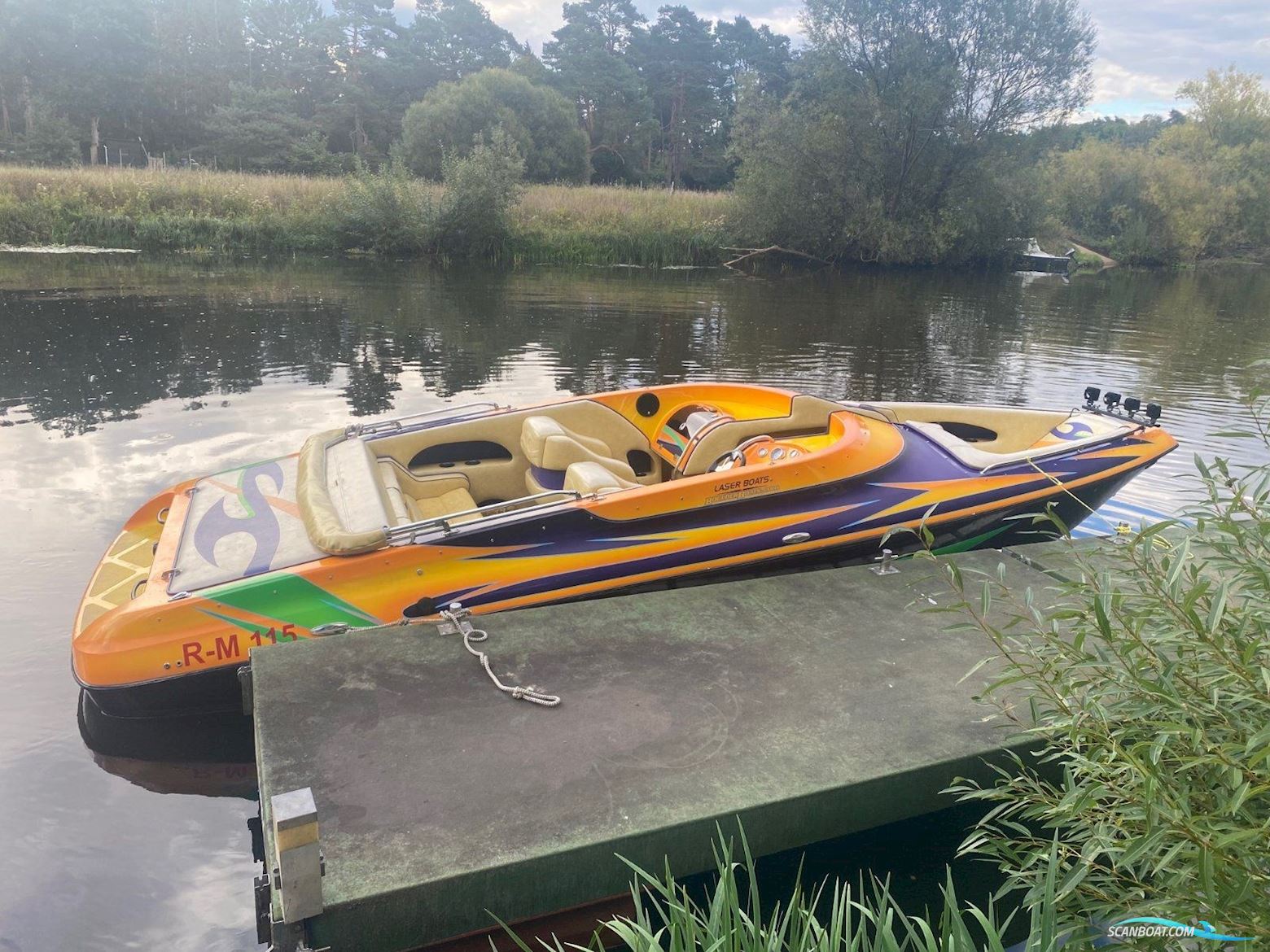 Essex Bowrider Fury 25