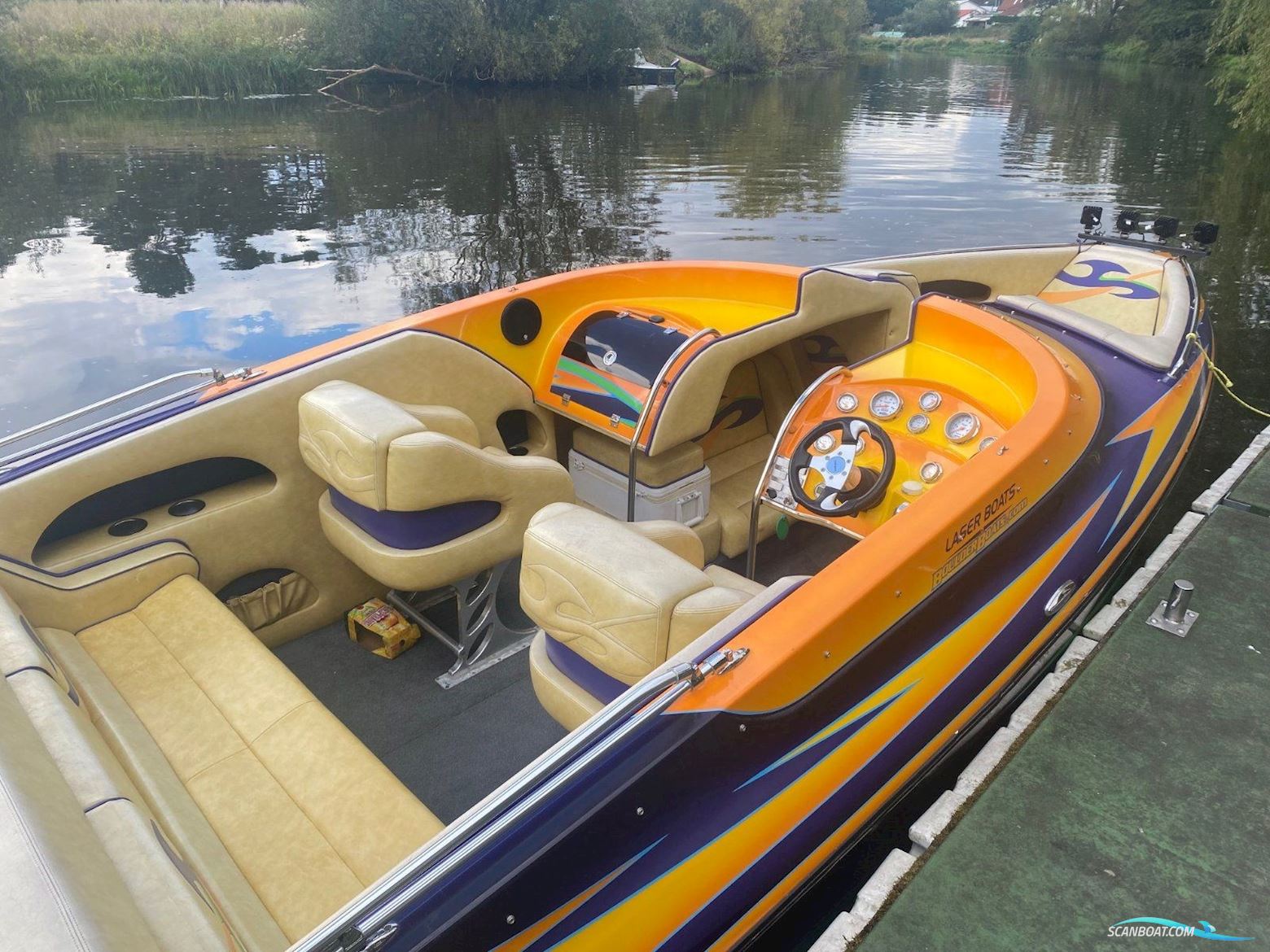 Essex Bowrider Fury 25