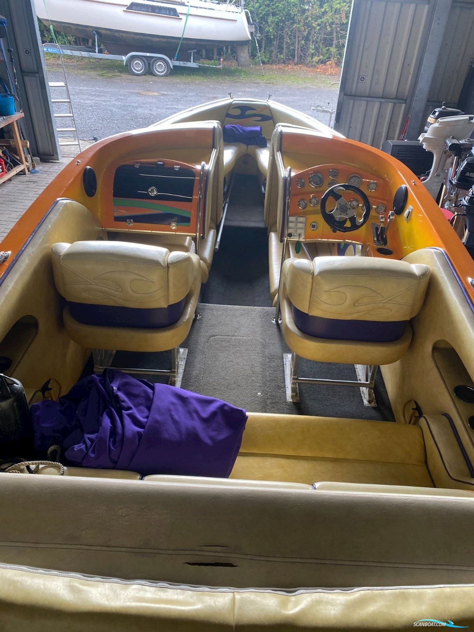 Essex Bowrider Fury 25