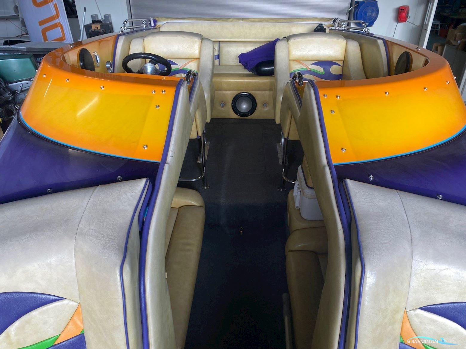 Essex Bowrider Fury 25