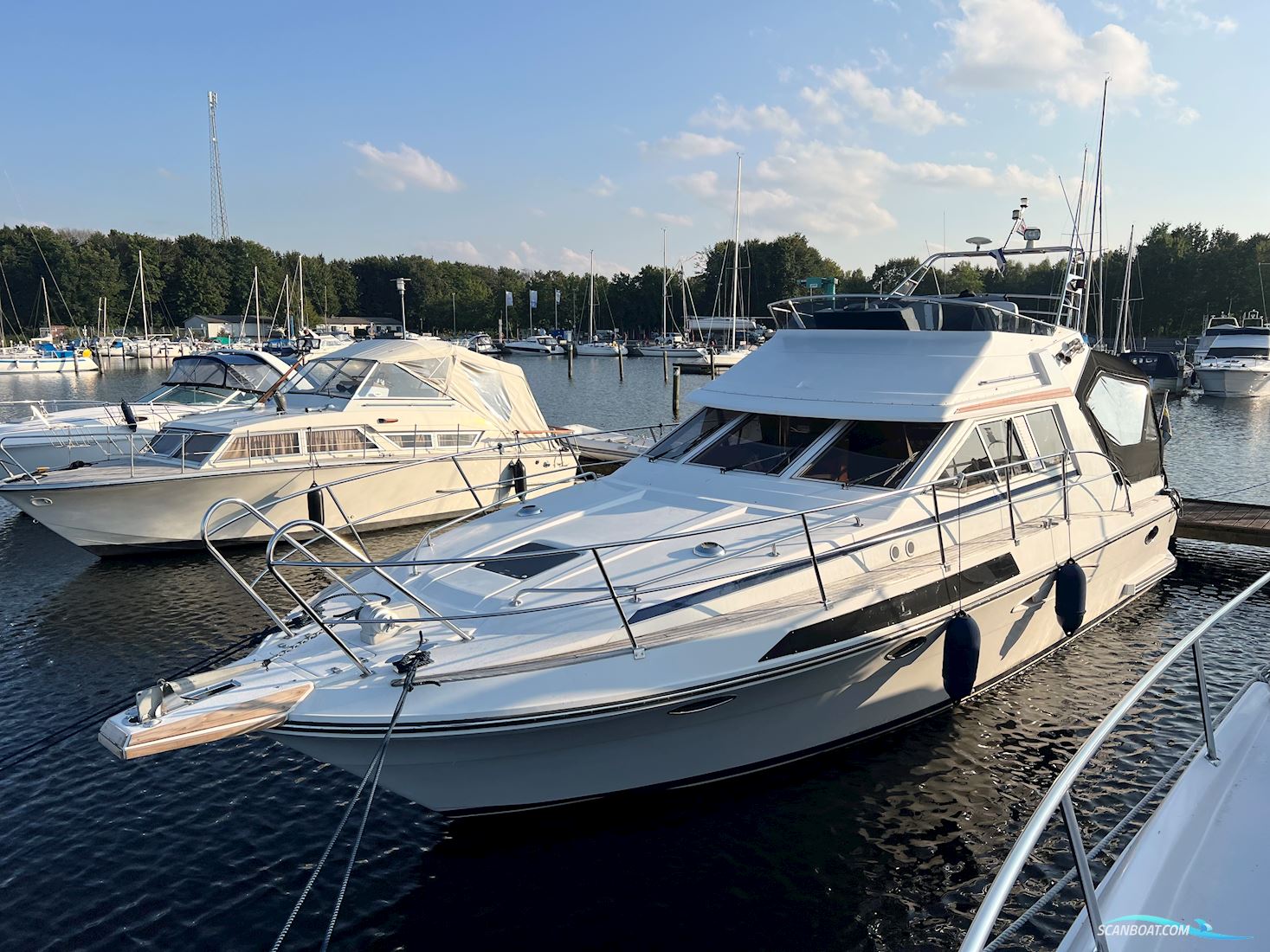 Euro Yacht 370 (Nord West 1100) Motorboot 1989, mit Dubbla Volvo Penta Tamd 61 C motor, Sweden