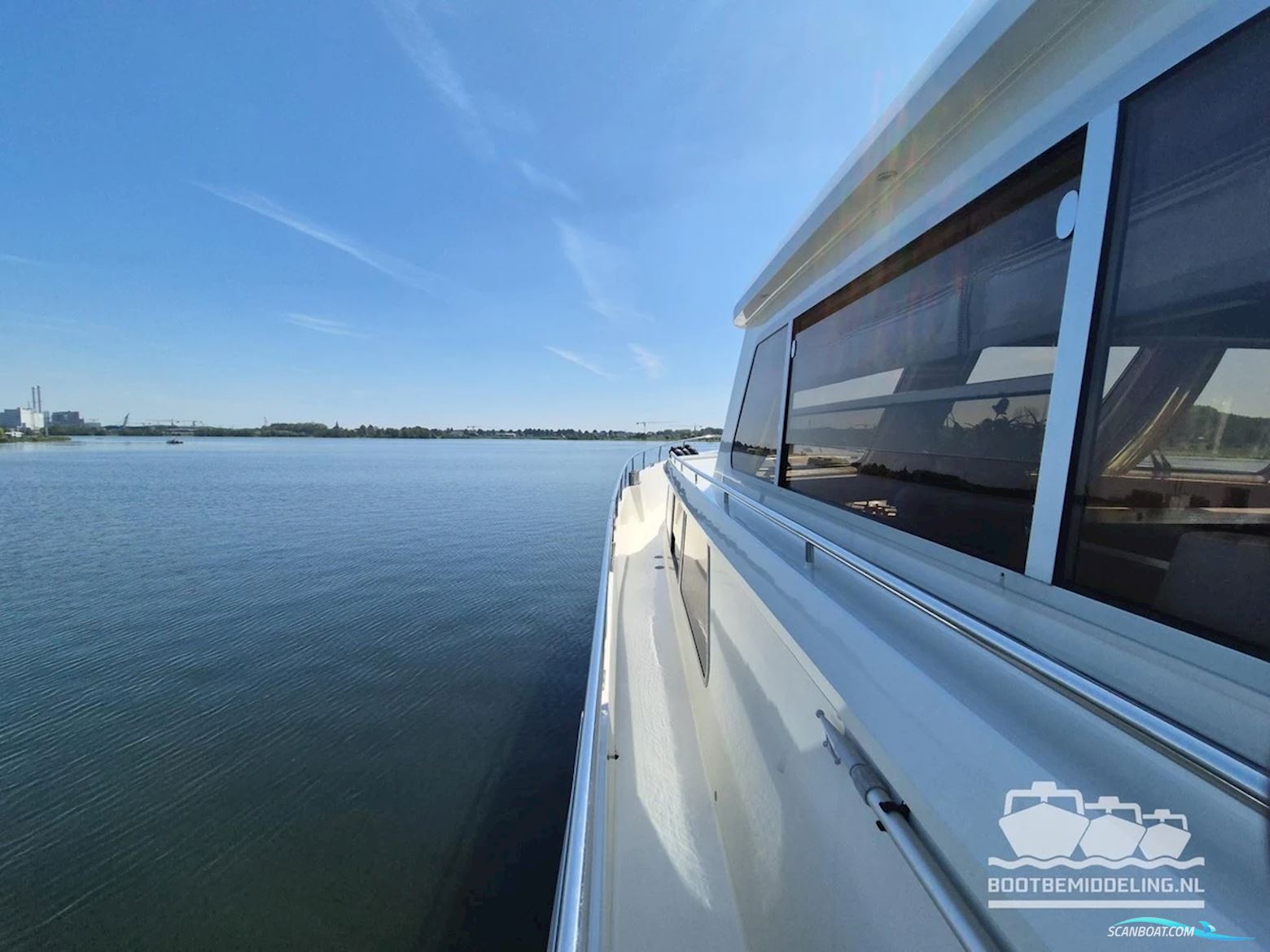 Euroship 1900 Pilothouse