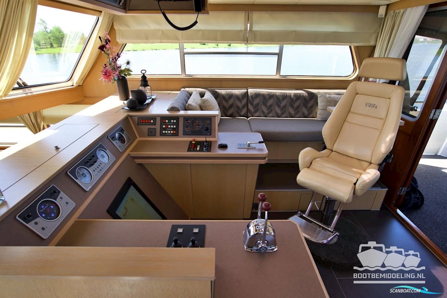 Euroship 1900 Pilothouse