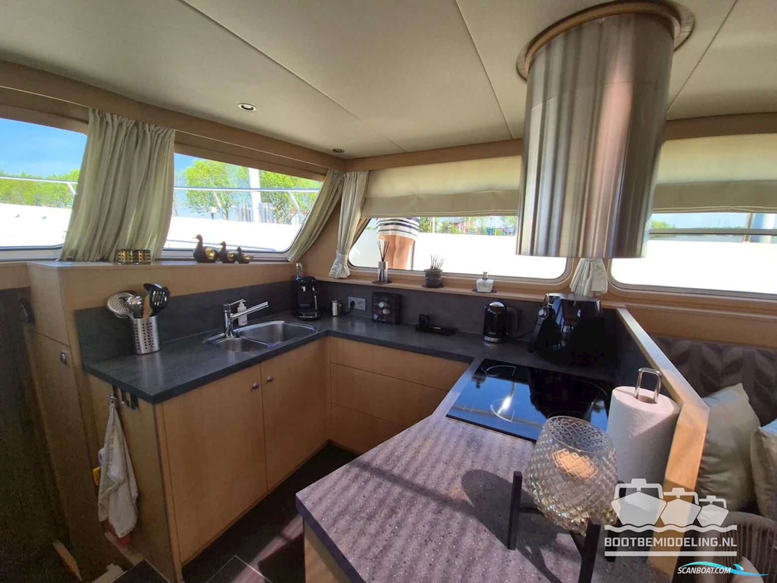 Euroship 1900 Pilothouse