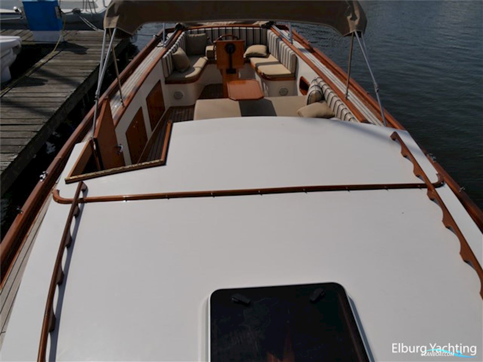 Euroship 33,3ft. Custombuilt Cabinsloep 