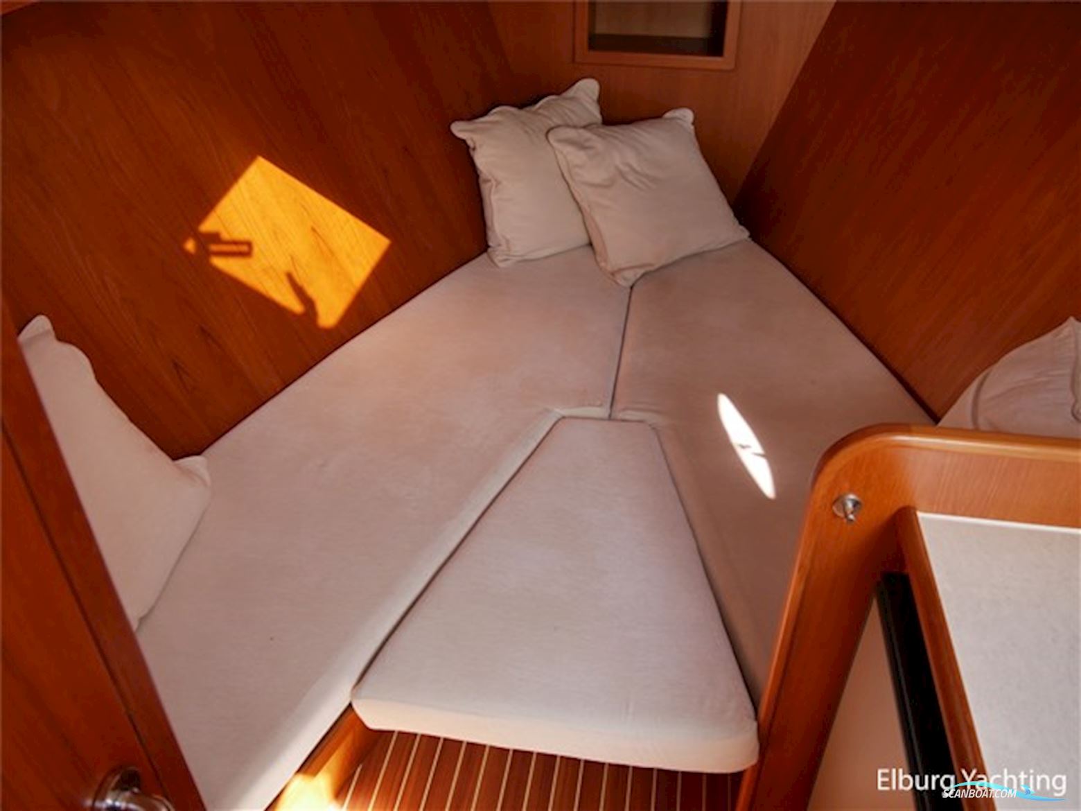 Euroship 33,3ft. Custombuilt Cabinsloep