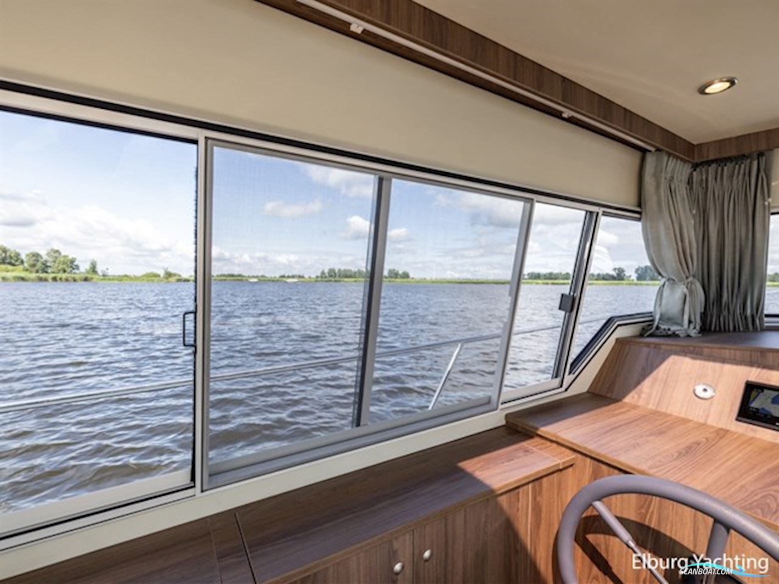 Excellent 1000 - Touring 