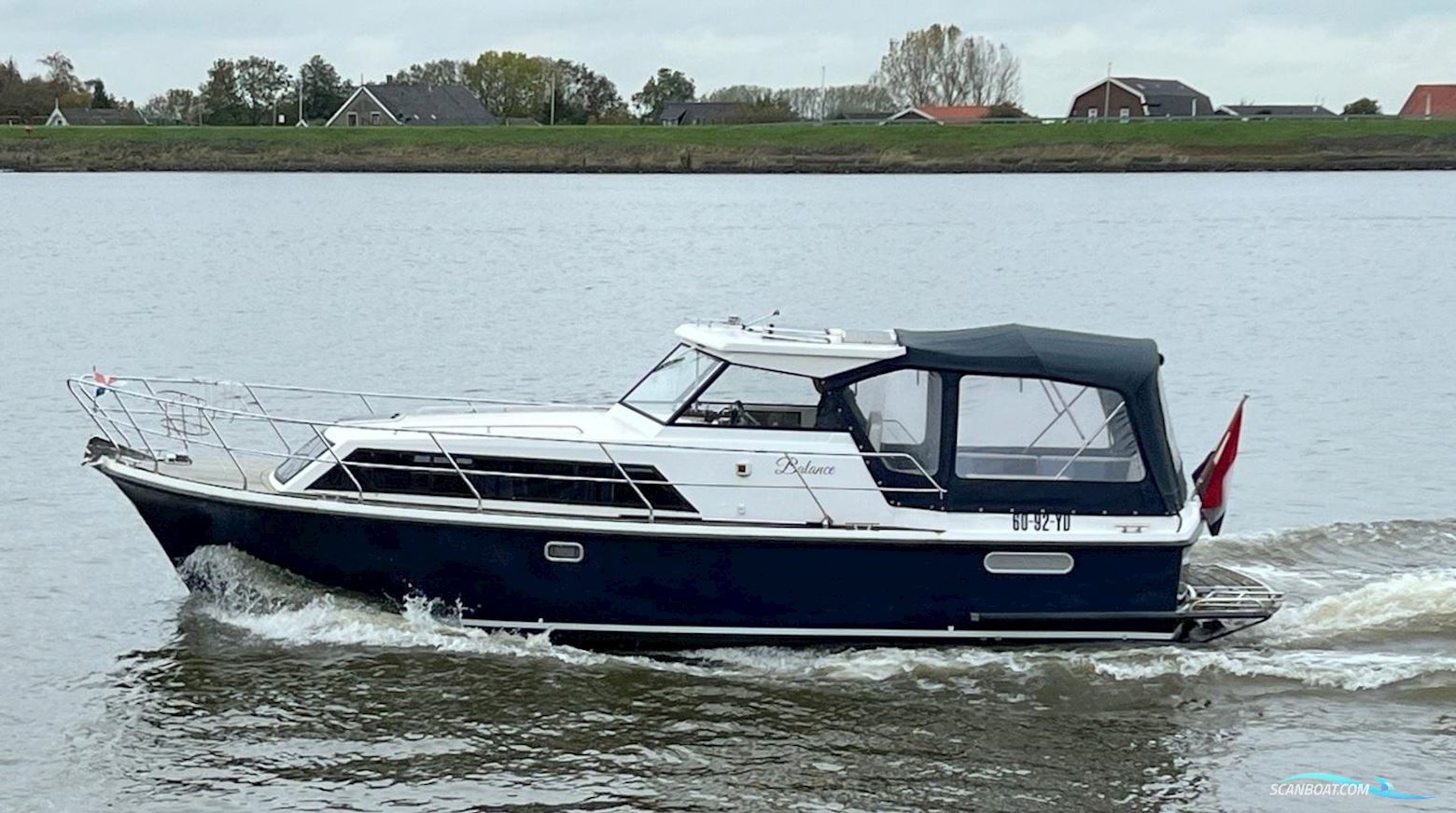 Excellent 9.60 OK Hardtop Motorboot 1998, mit Volvo motor, Niederlande