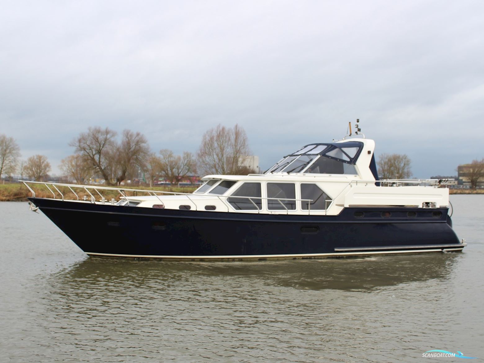 Explorer 45 Motorboot 2010, Niederlande