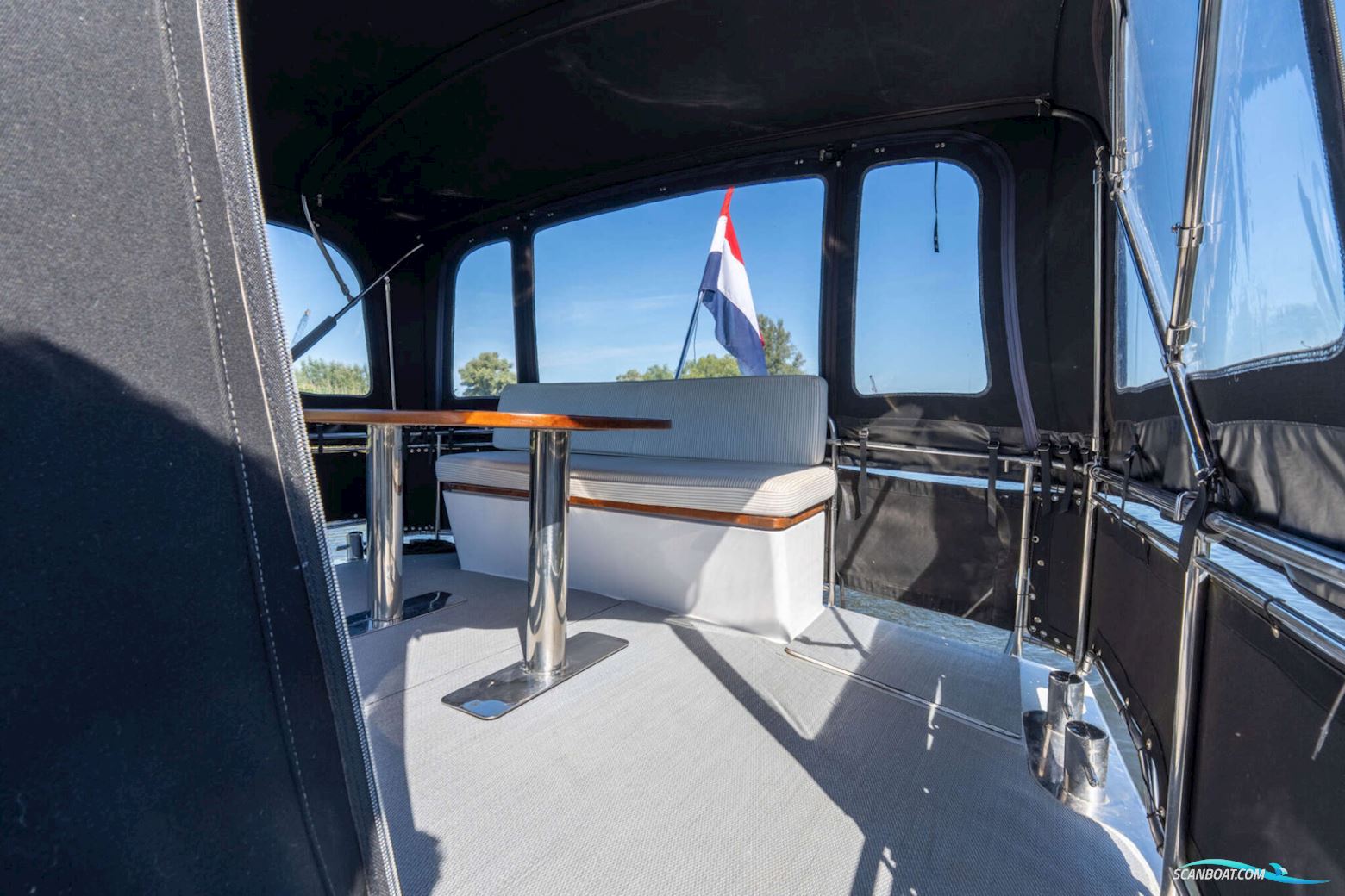 Explorer Classic 14.00 AK Cabrio