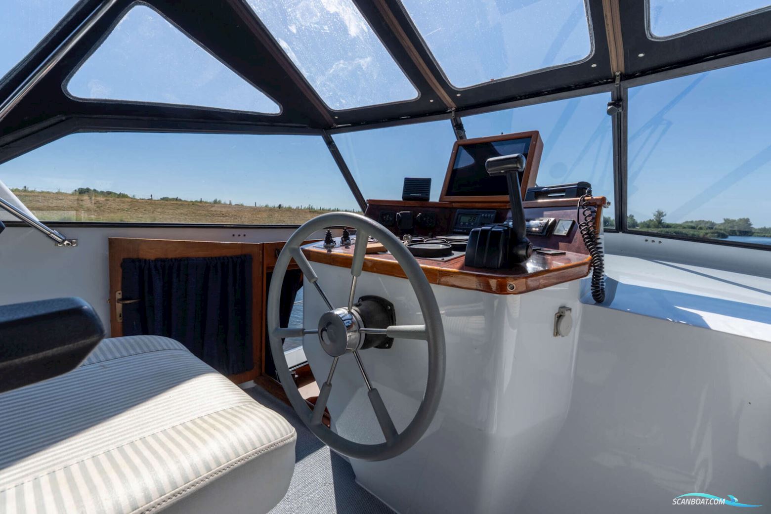 Explorer Classic 14.00 AK Cabrio
