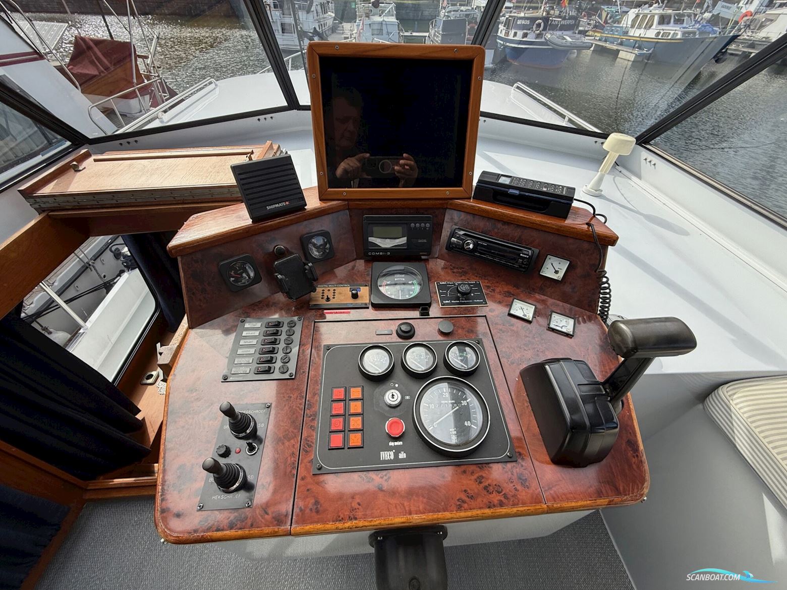 Explorer Classic 44 AK Cabrio