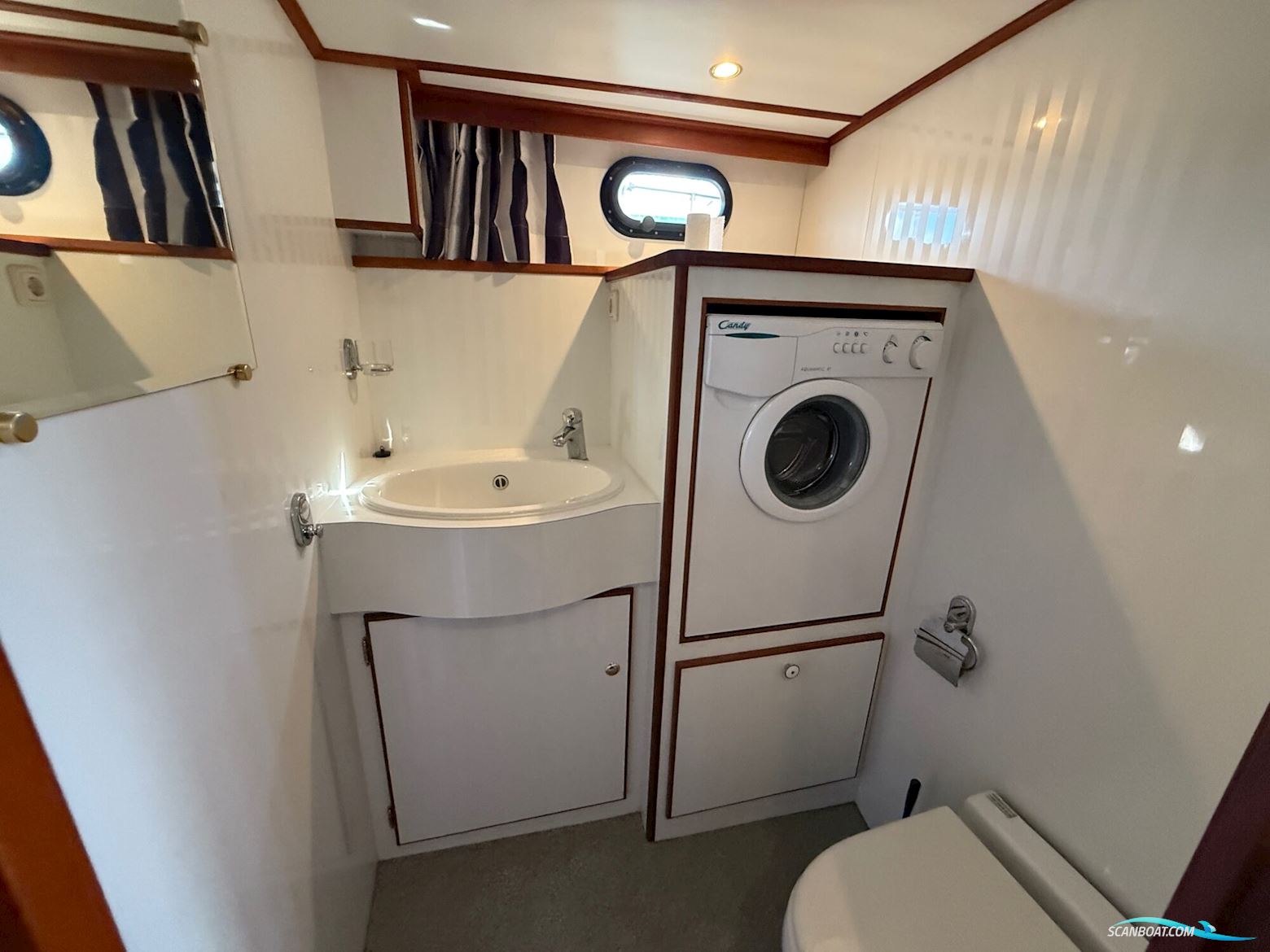 Explorer Classic 44 AK Cabrio