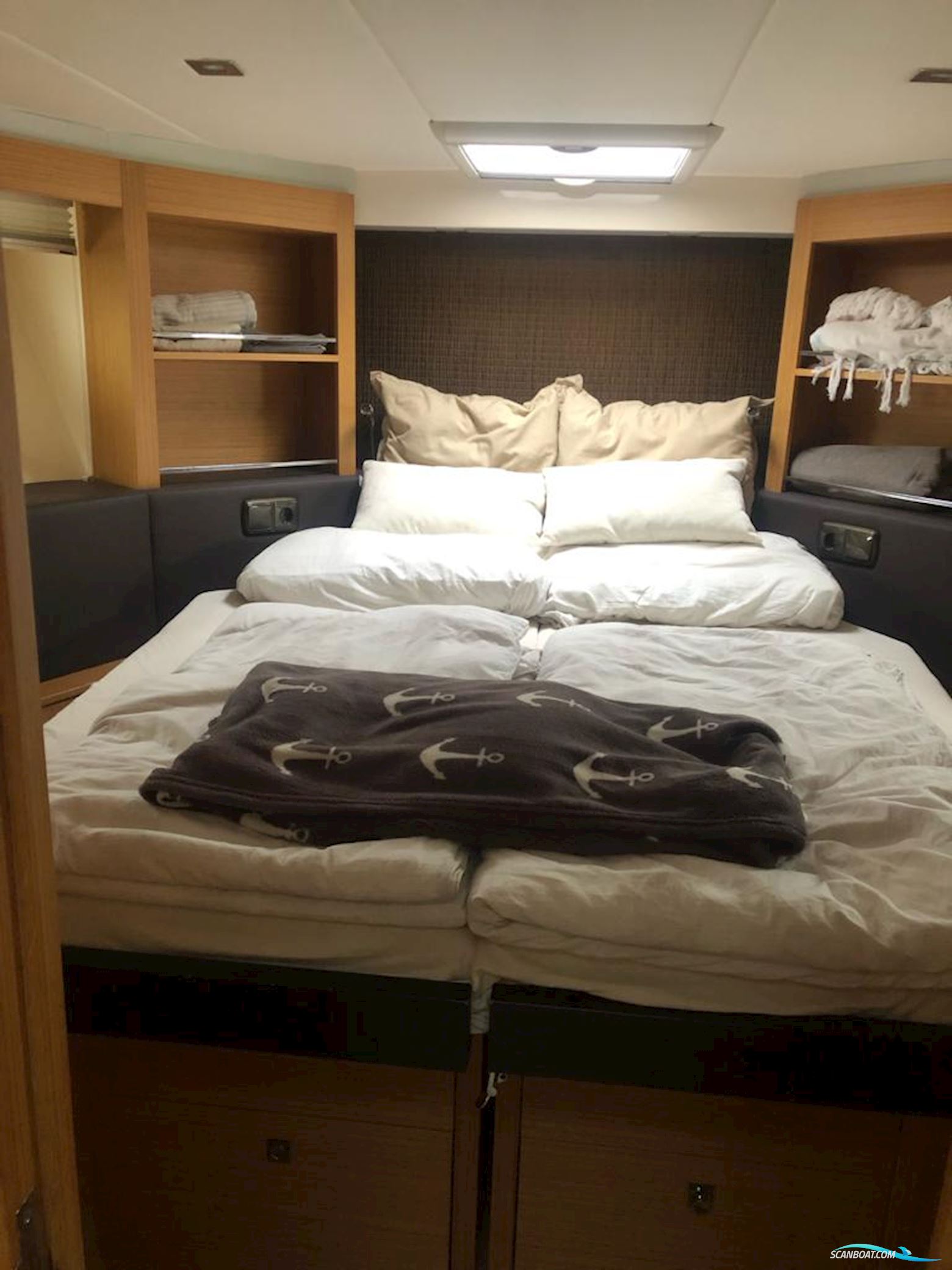 Faeton Astondoa F 380 HT