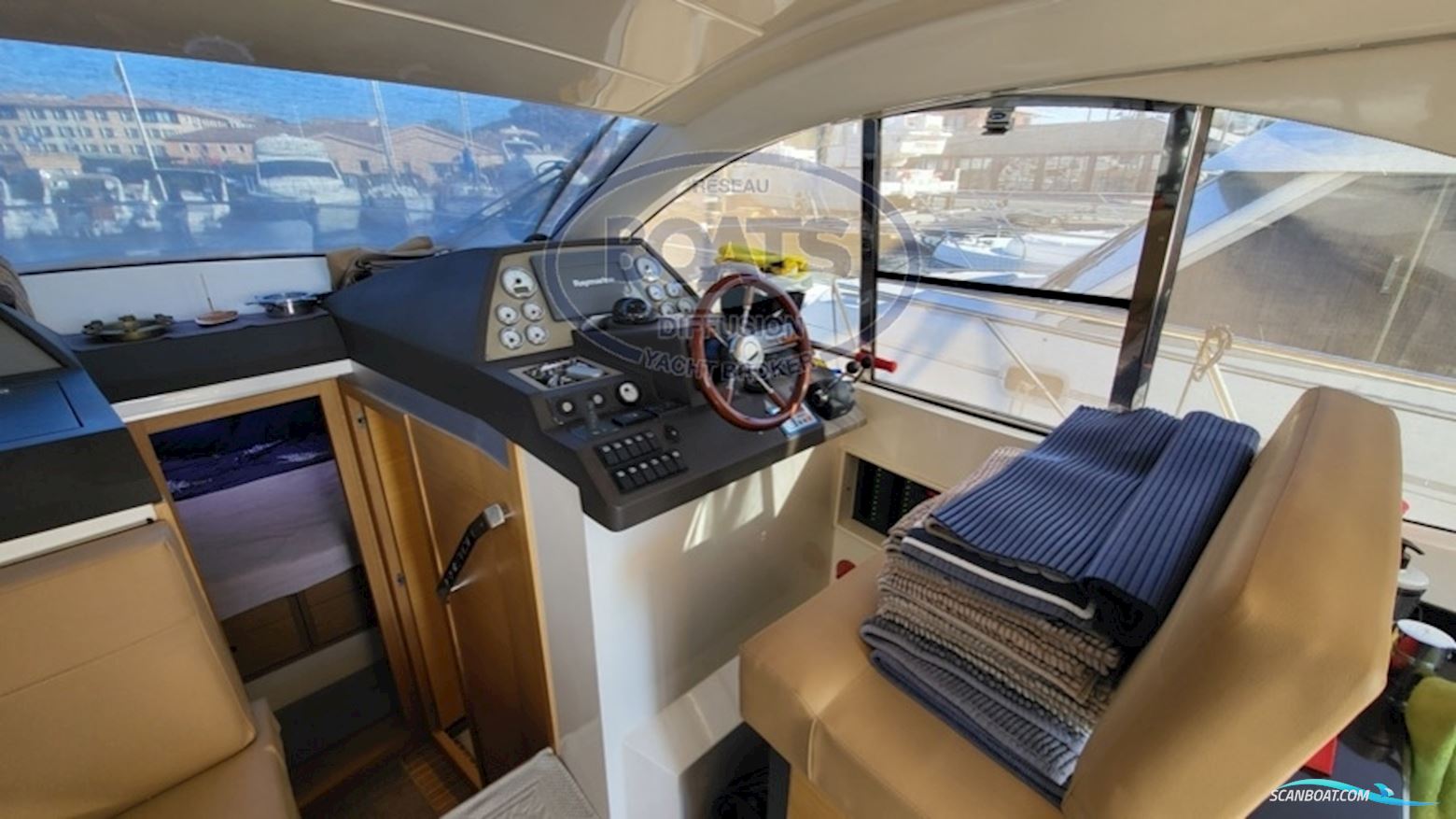 FAETON Yachts FAETON F-360 FLY