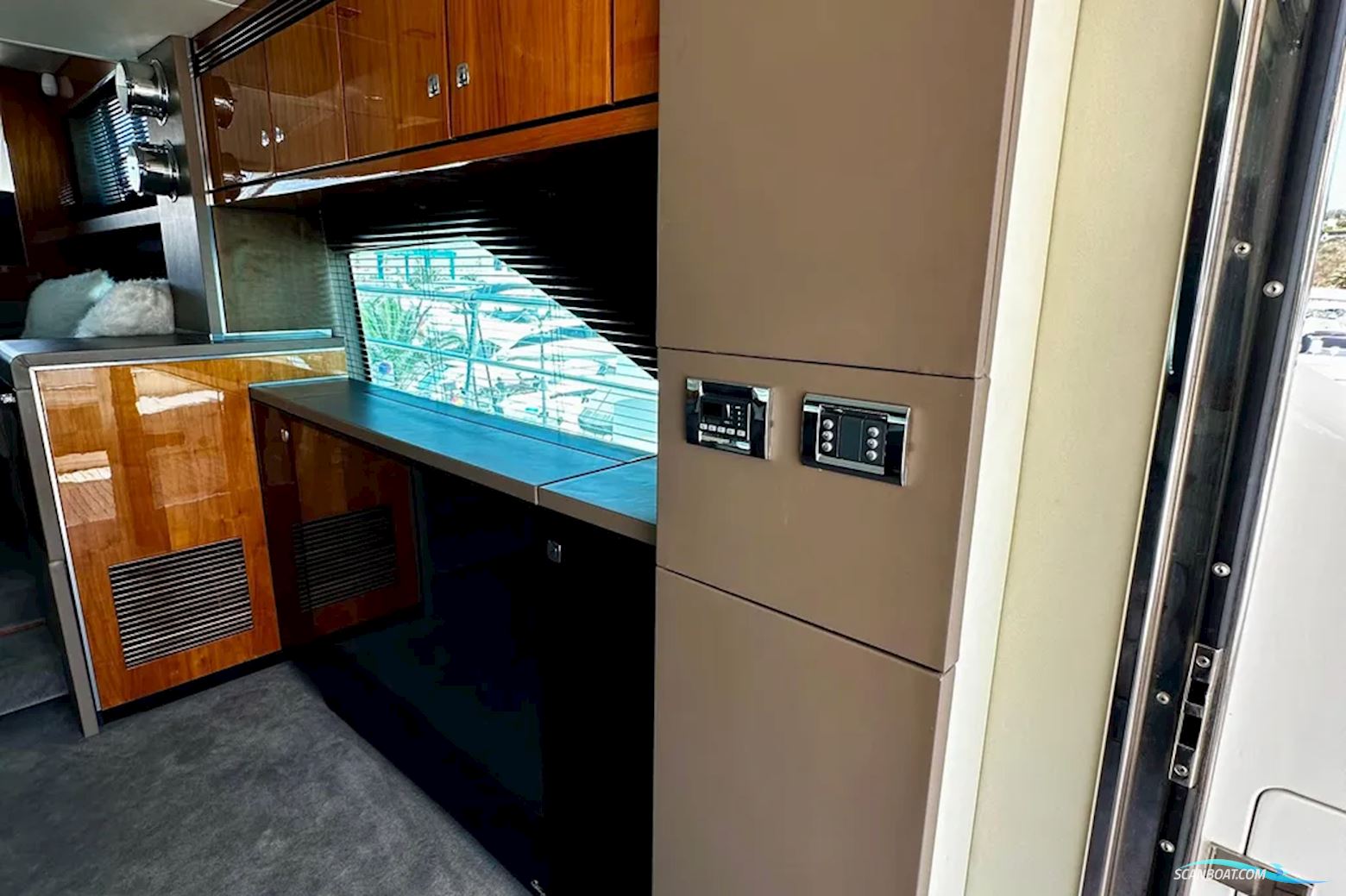 Fairline  55 Squadron