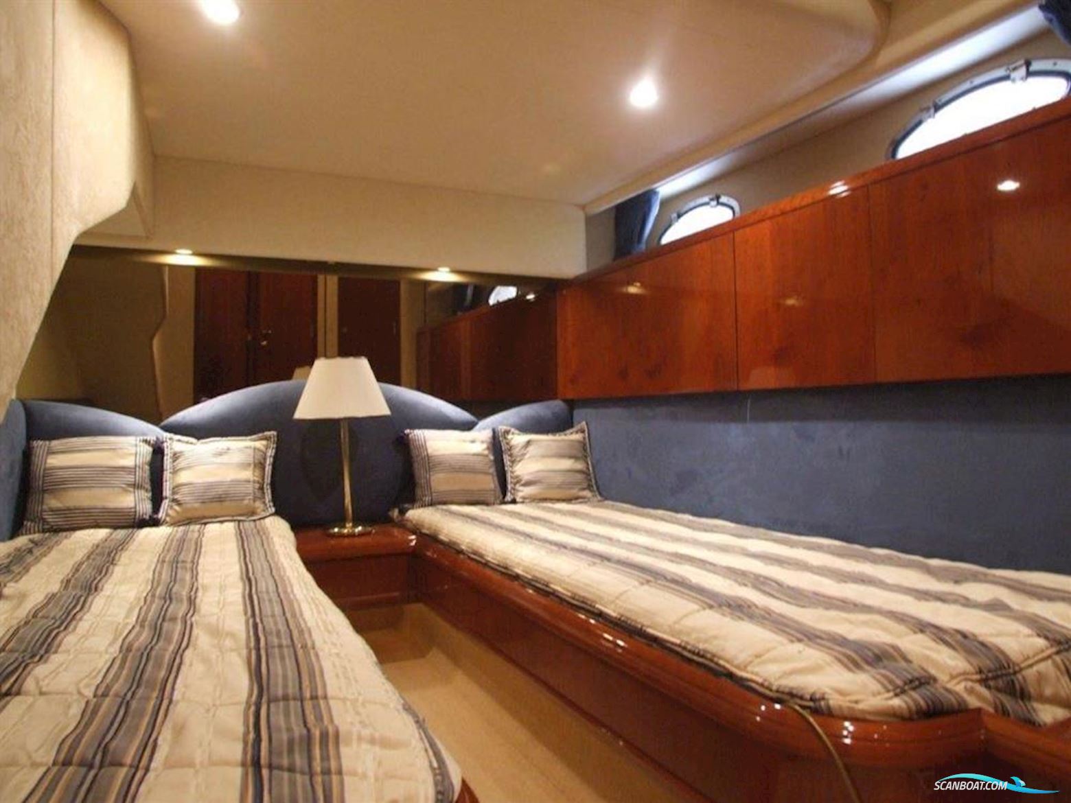 Fairline  Squadron 55