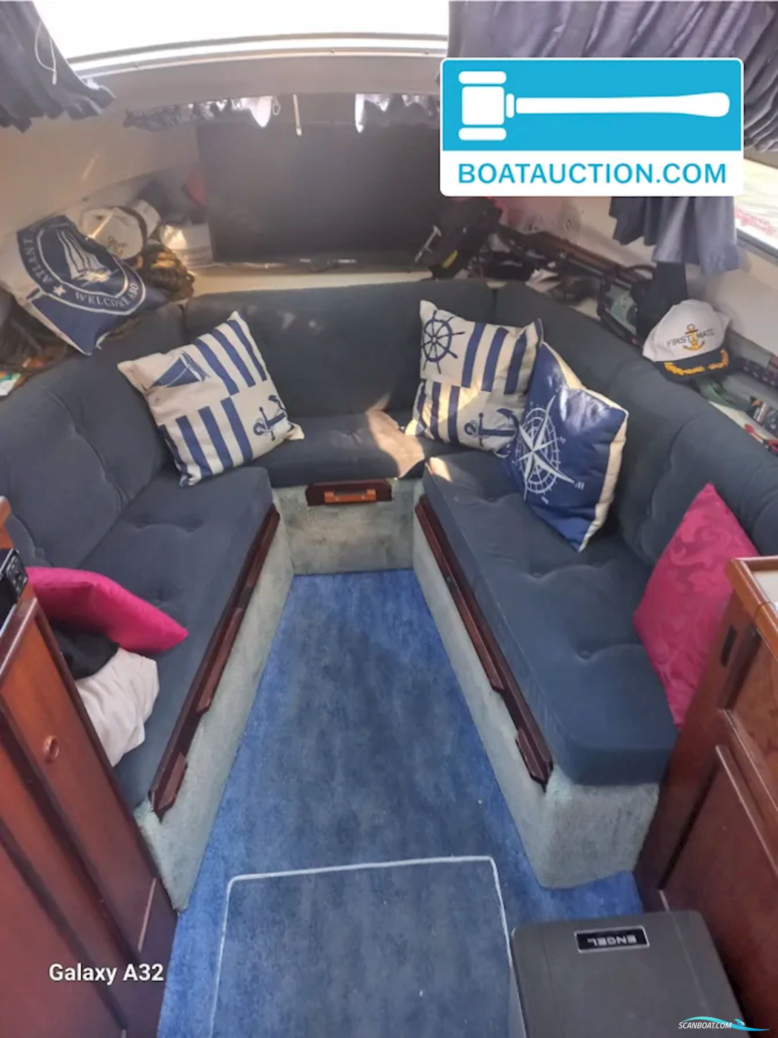 Fairline 21