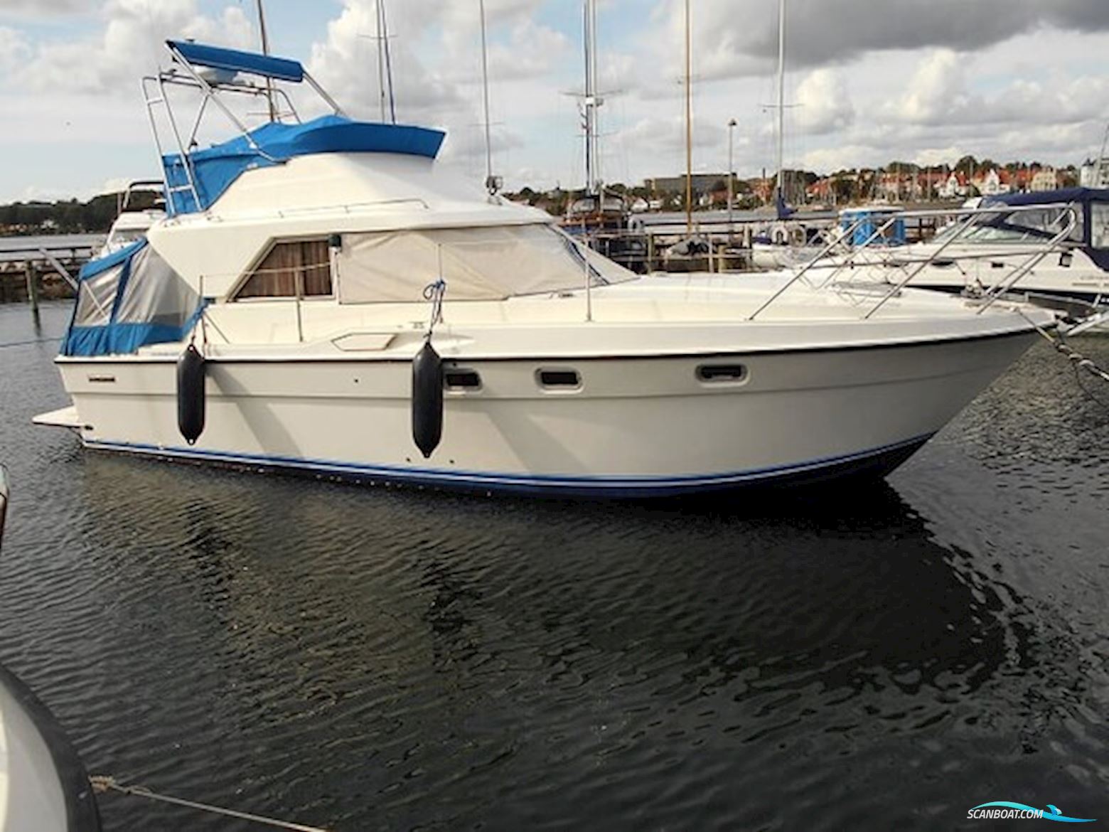 Fairline 31 Corniche