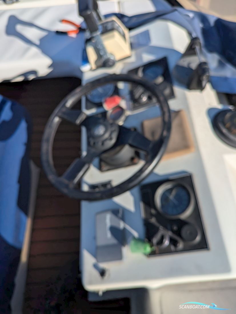 Fairline 31 Corniche