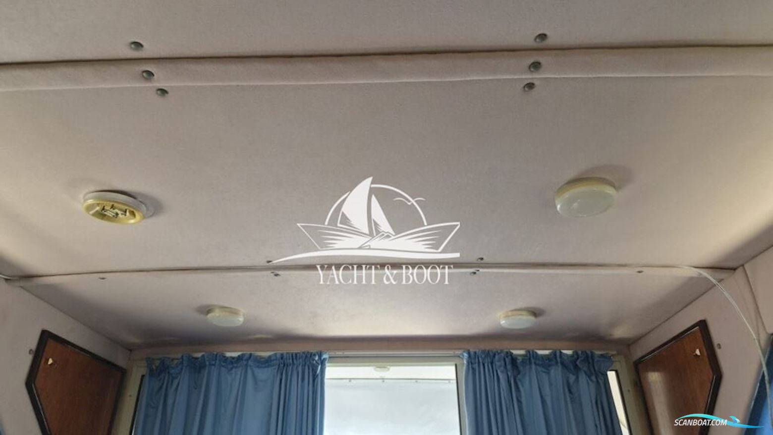 Fairline Corniche