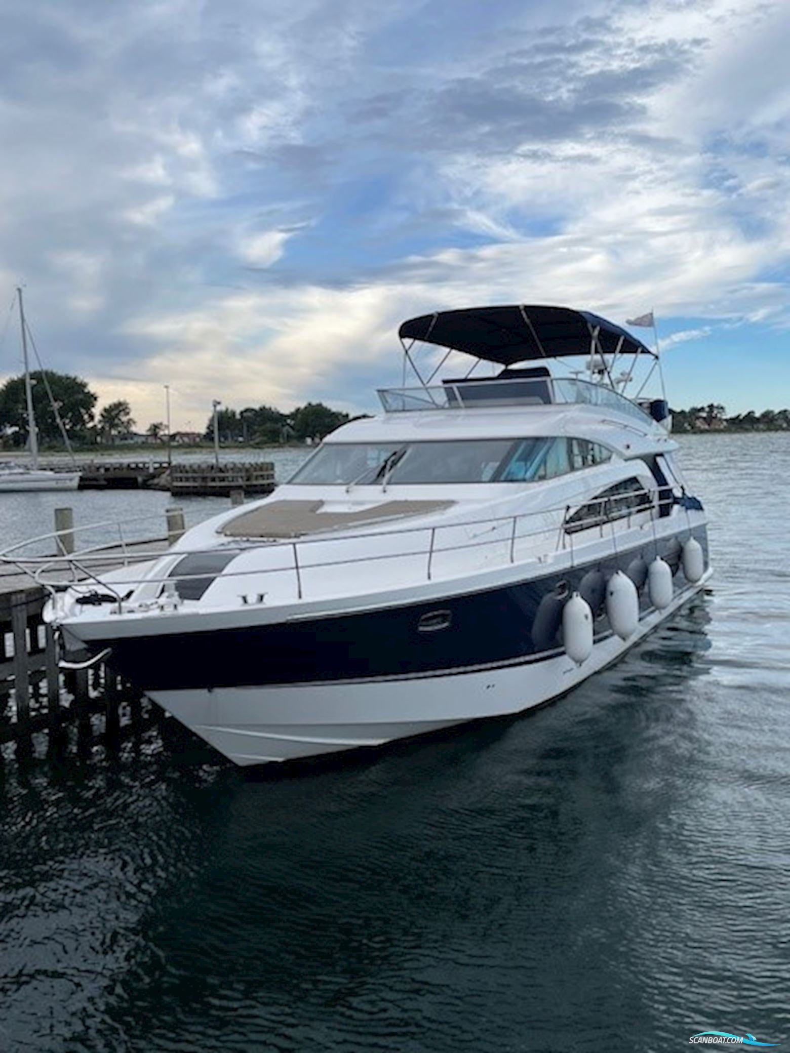 Fairline Fairline Squadrone 55