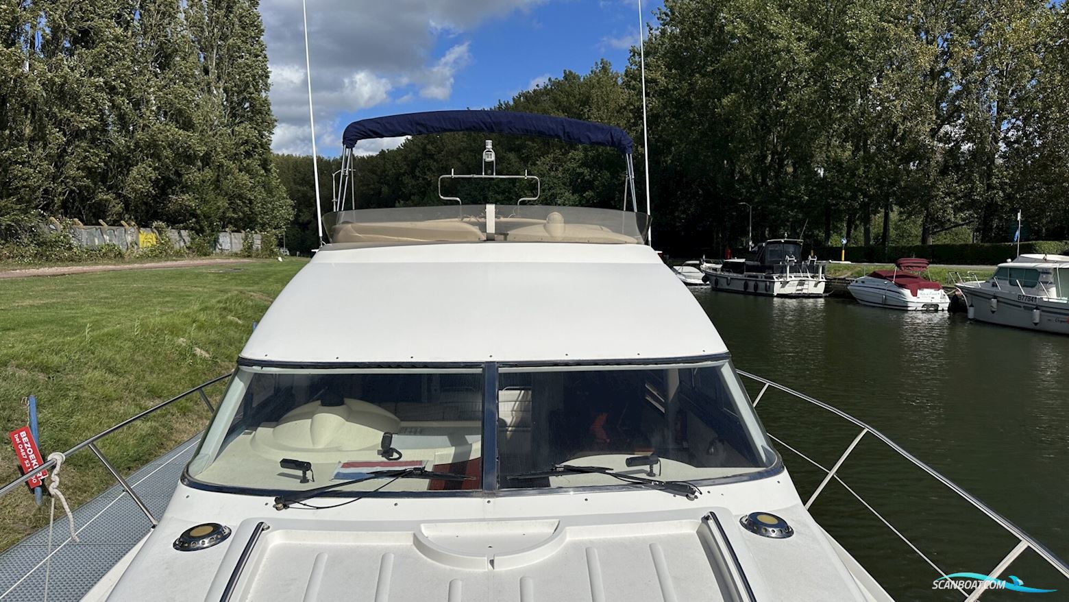 Fairline Phantom 40 Flybridge
