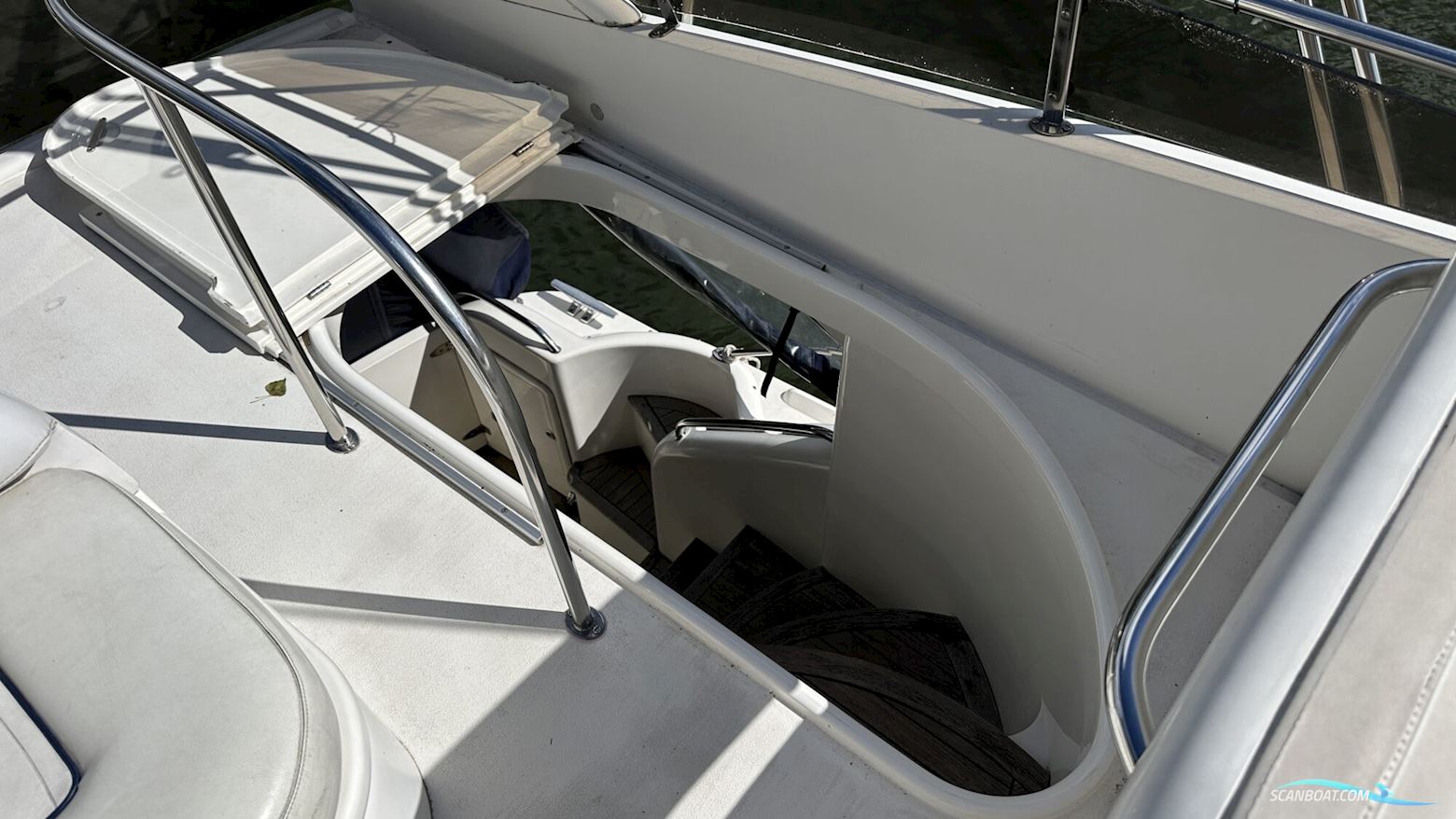 Fairline Phantom 40 Flybridge