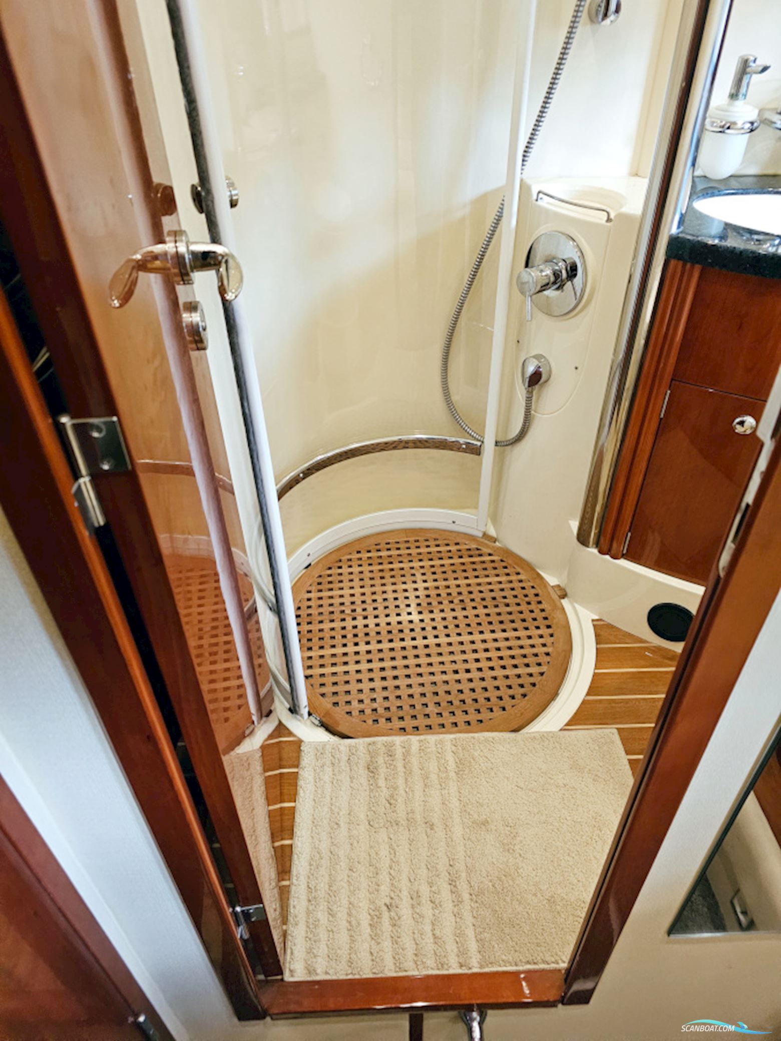 Fairline Phantom 40 Volvo Penta D6-370 EVC