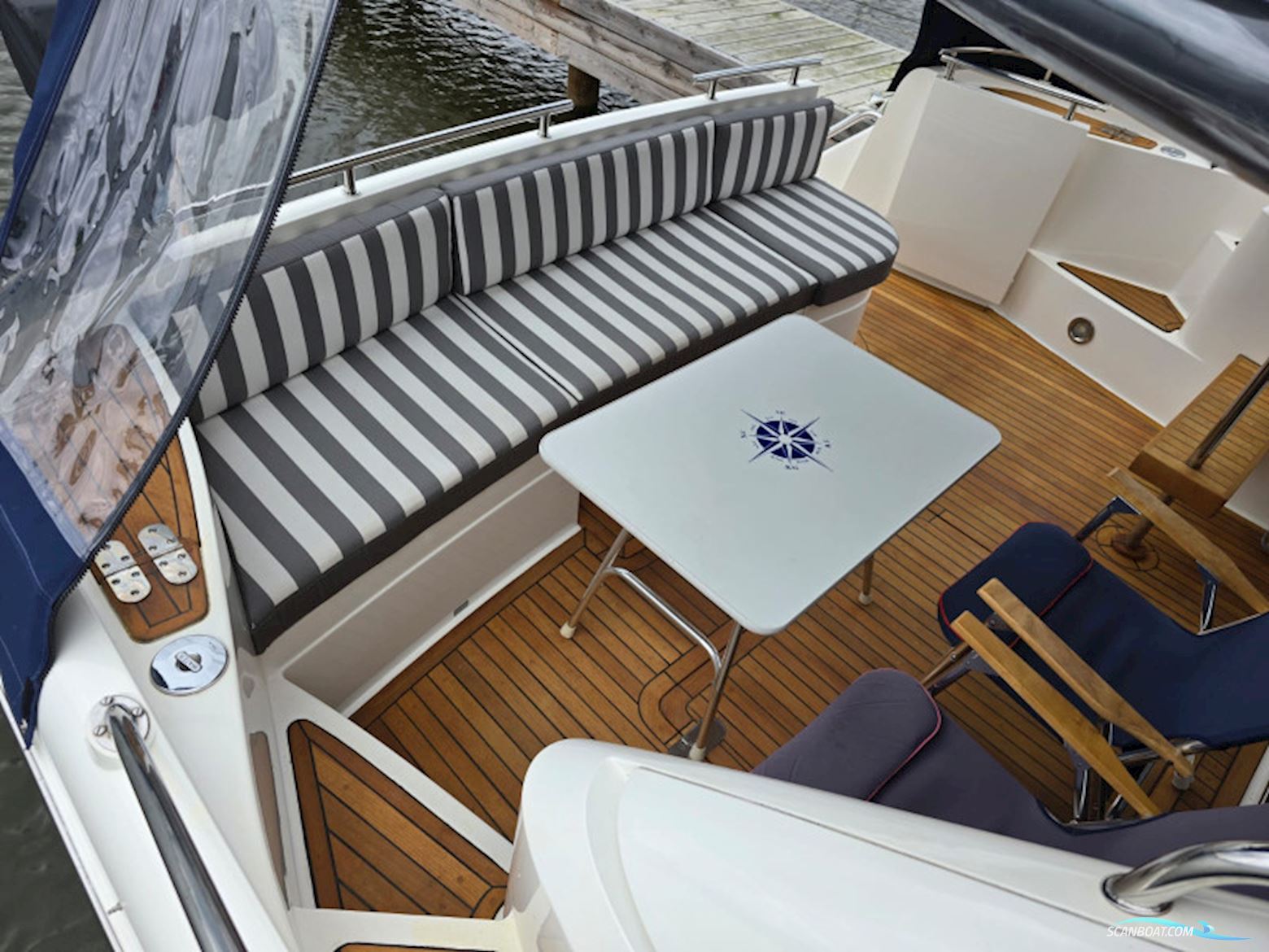 Fairline Phantom 43 Fly