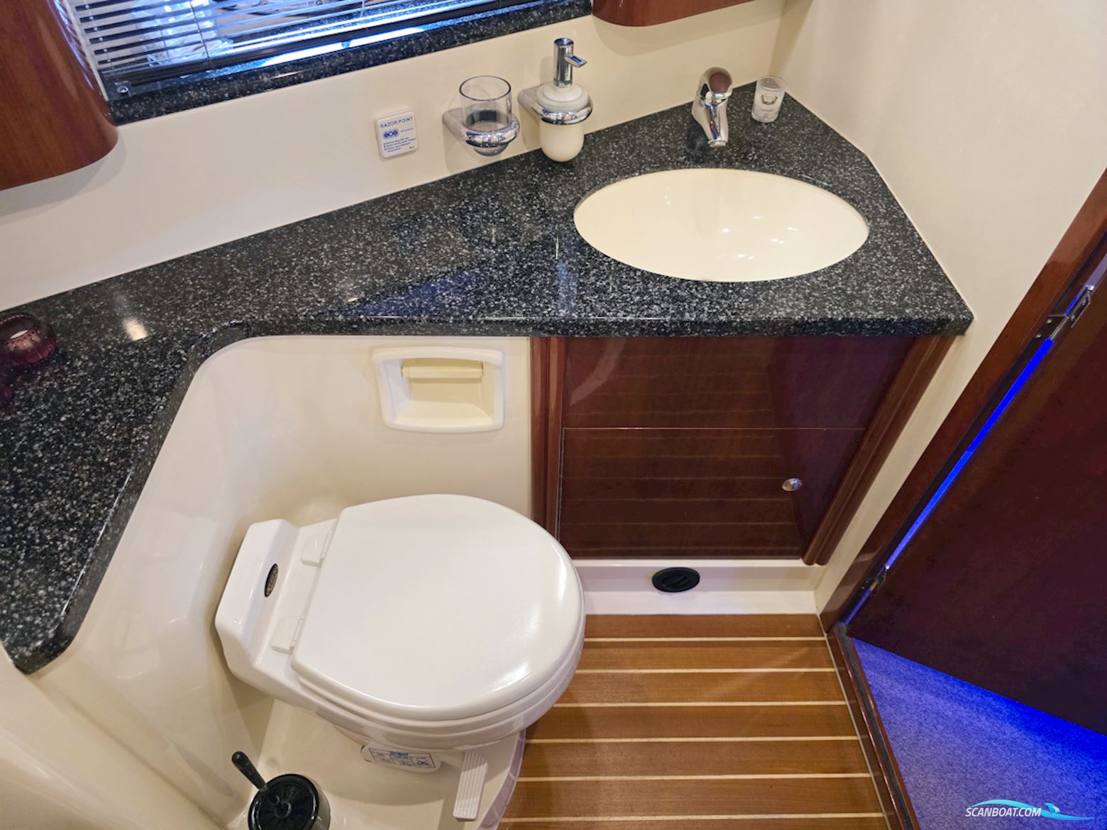 Fairline Phantom 43 Volvo Penta Tamd 74P-A