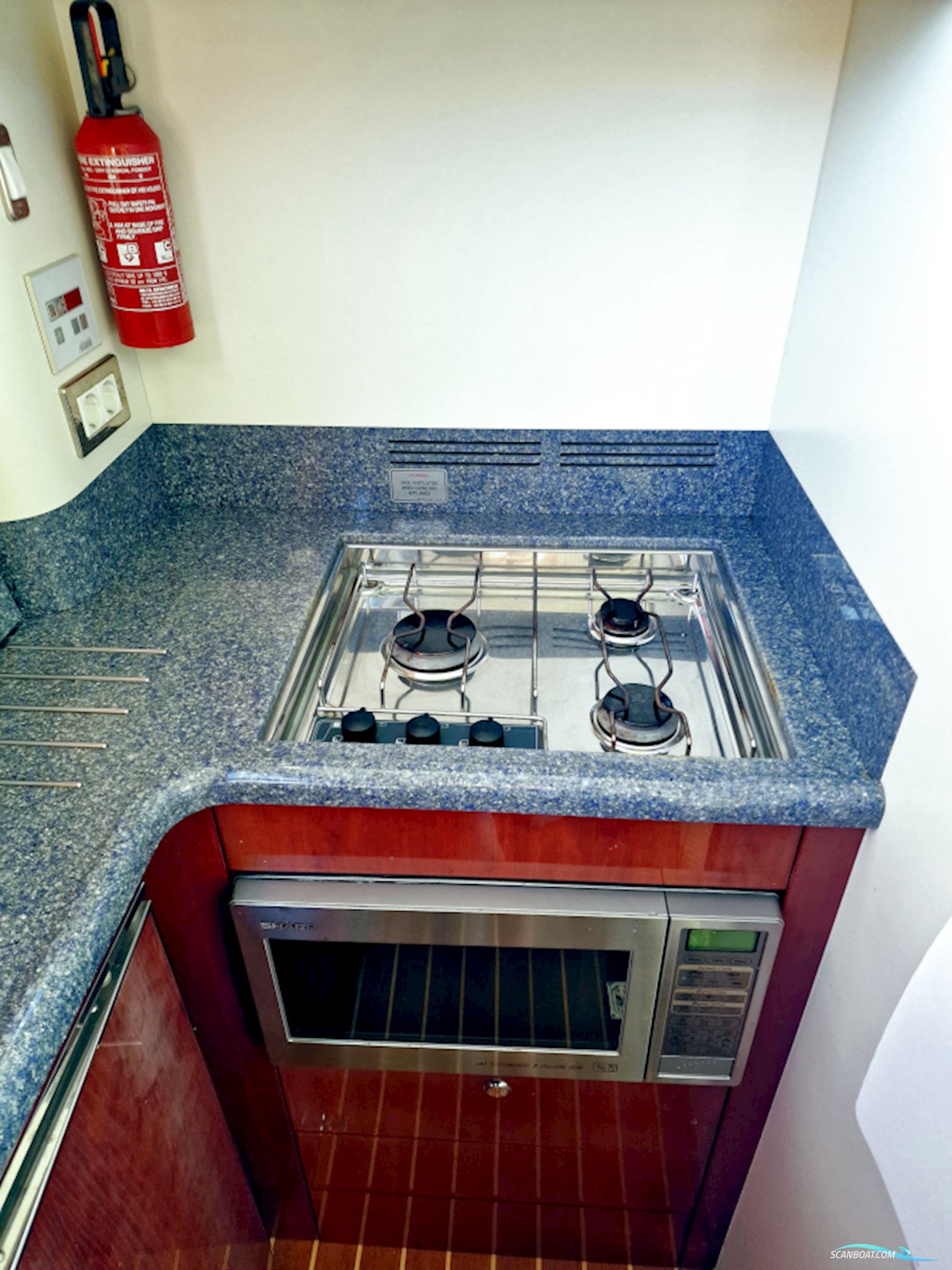 Fairline Phantom 46 Volvo Penta Tamd 74P