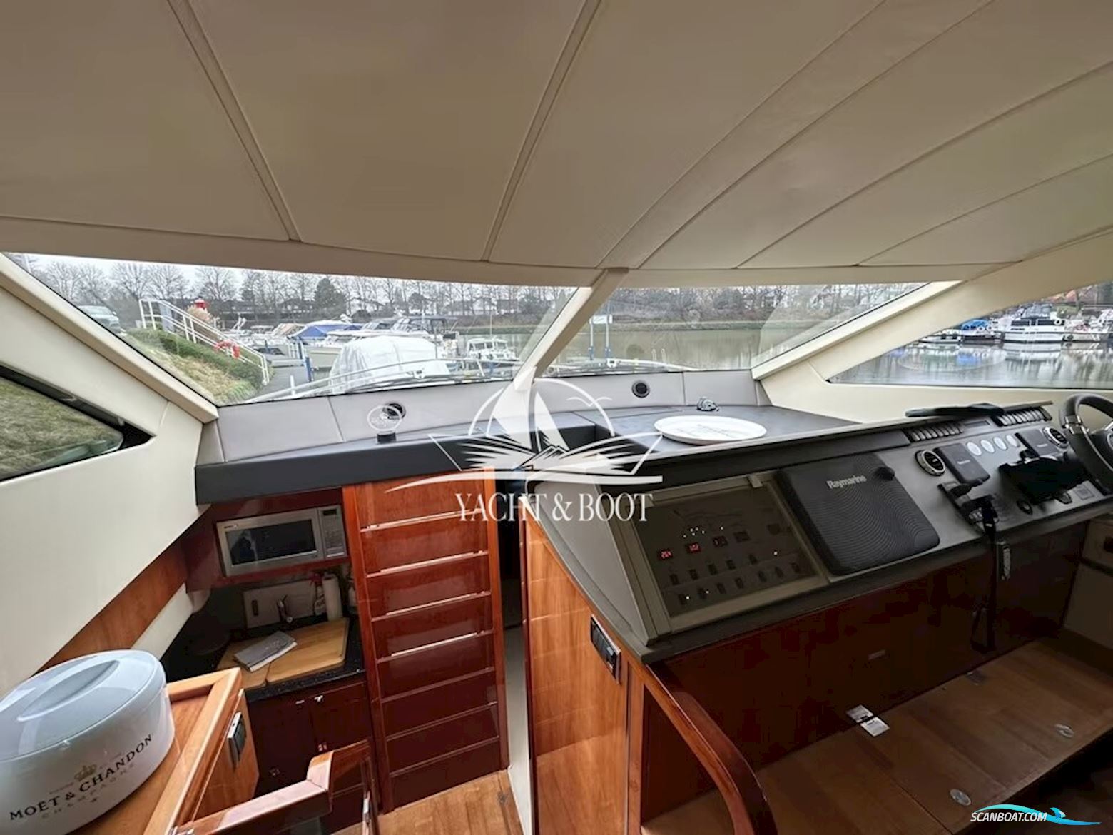Fairline Phantom 48