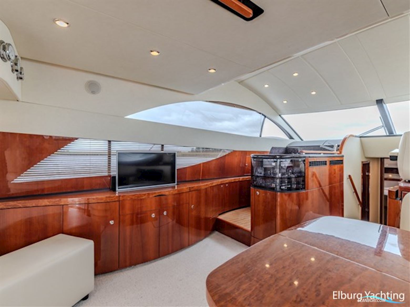 Fairline Phantom 50 - Flybridge 