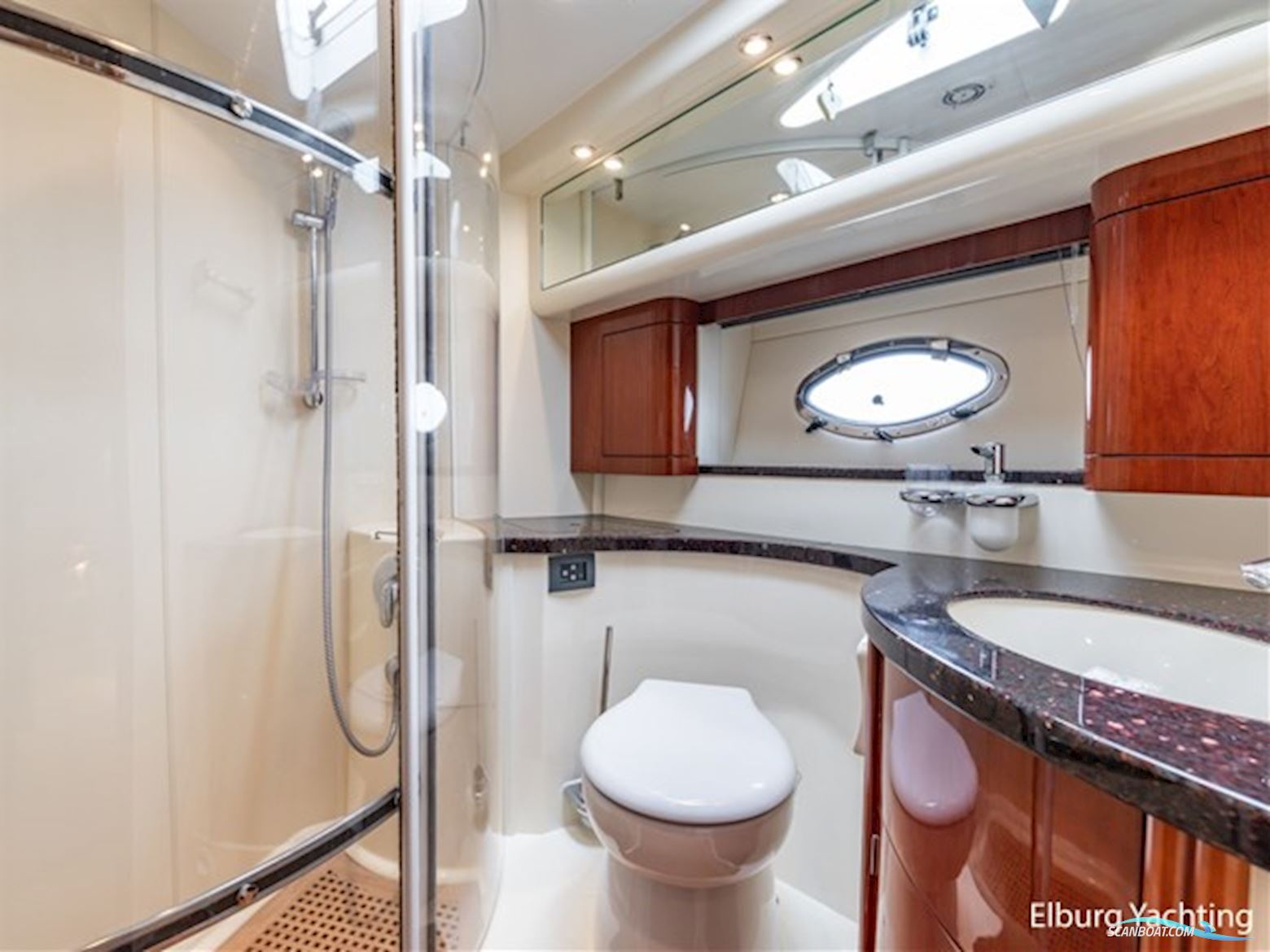 Fairline Phantom 50 - Flybridge 