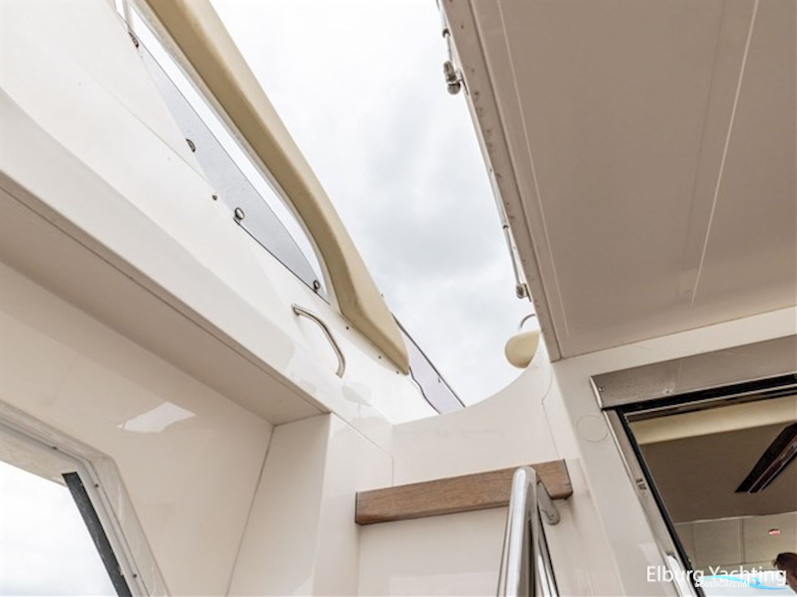 Fairline Phantom 50 - Flybridge 