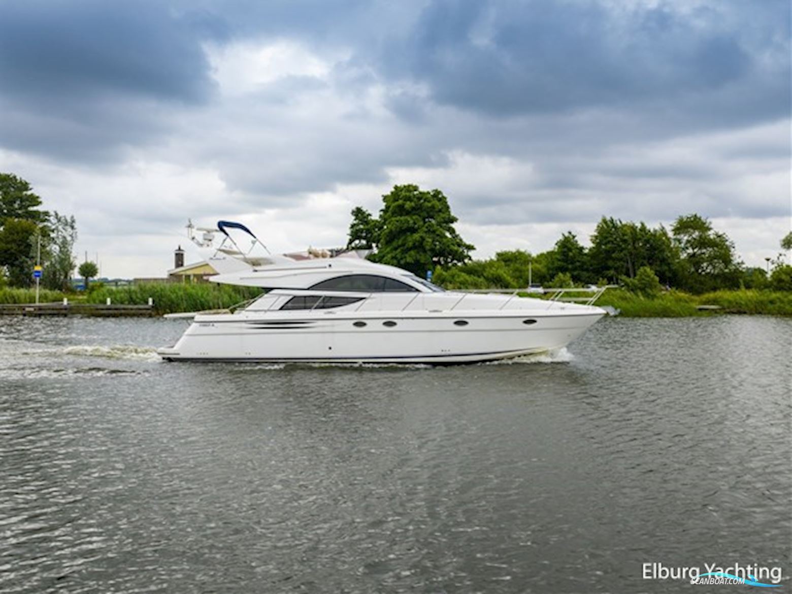 Fairline Phantom 50 - Flybridge 