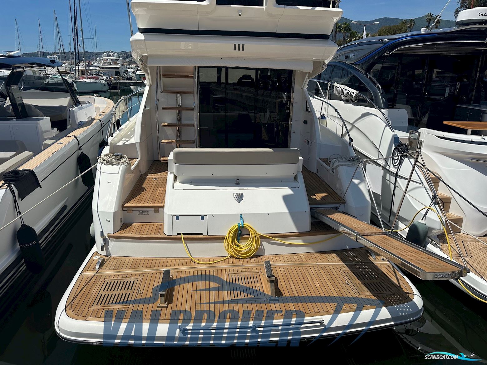 Fairline SQUADRON 48
