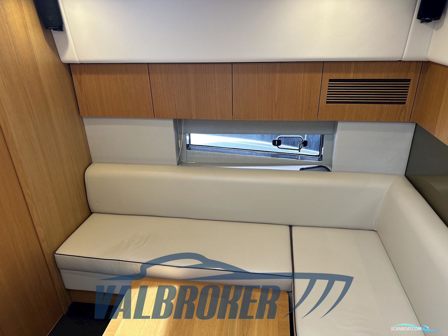 Fairline SQUADRON 48