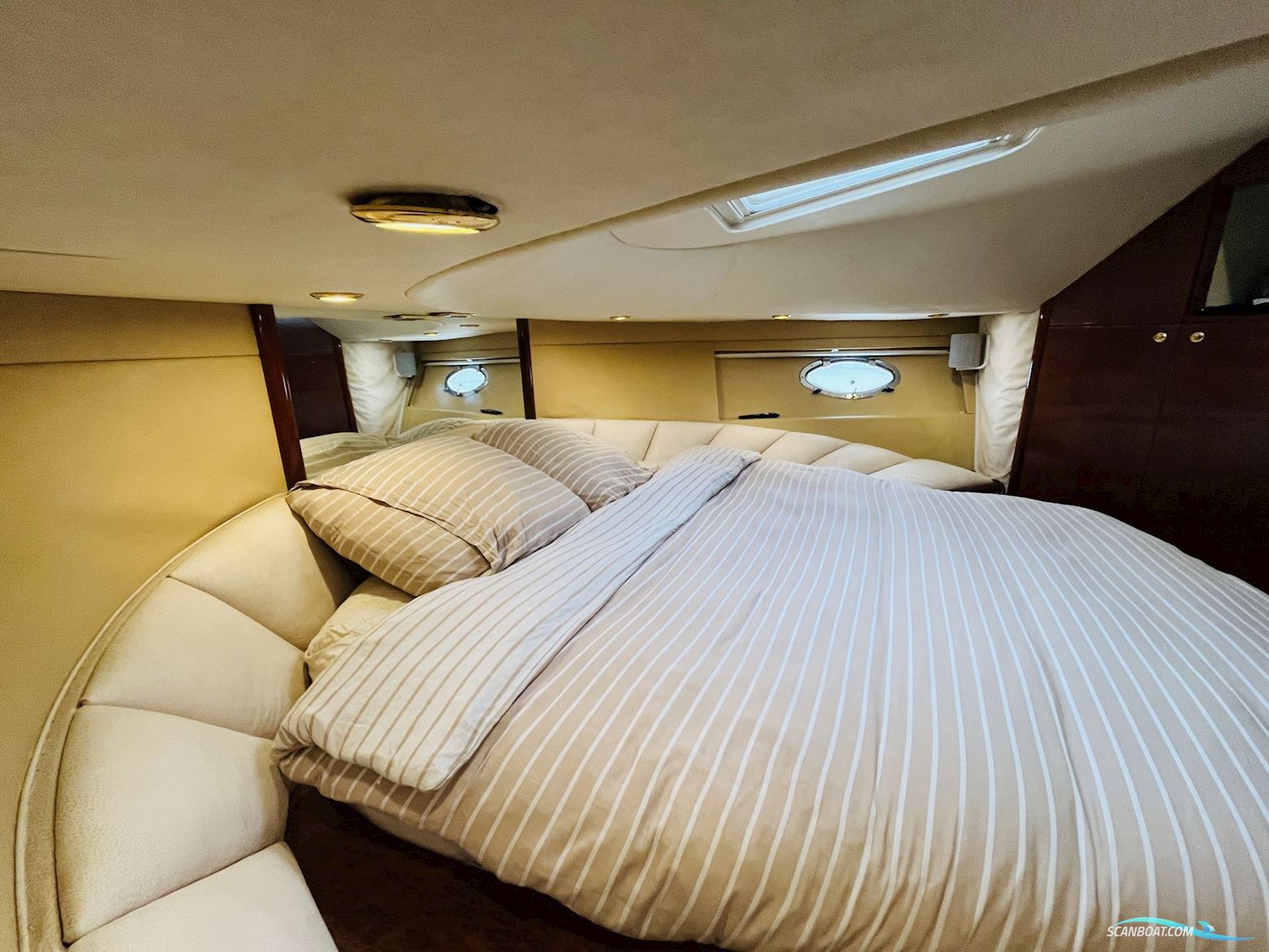 Fairline Squadron 52