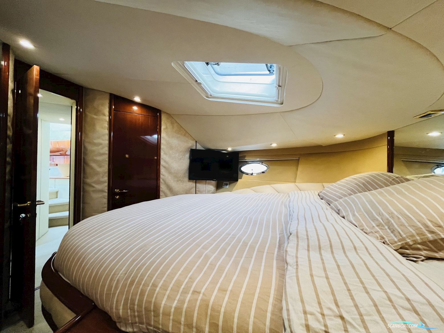 Fairline Squadron 52