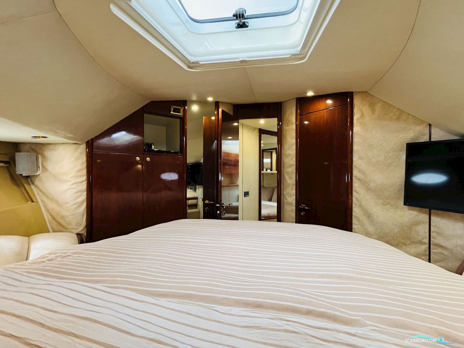 Fairline Squadron 52