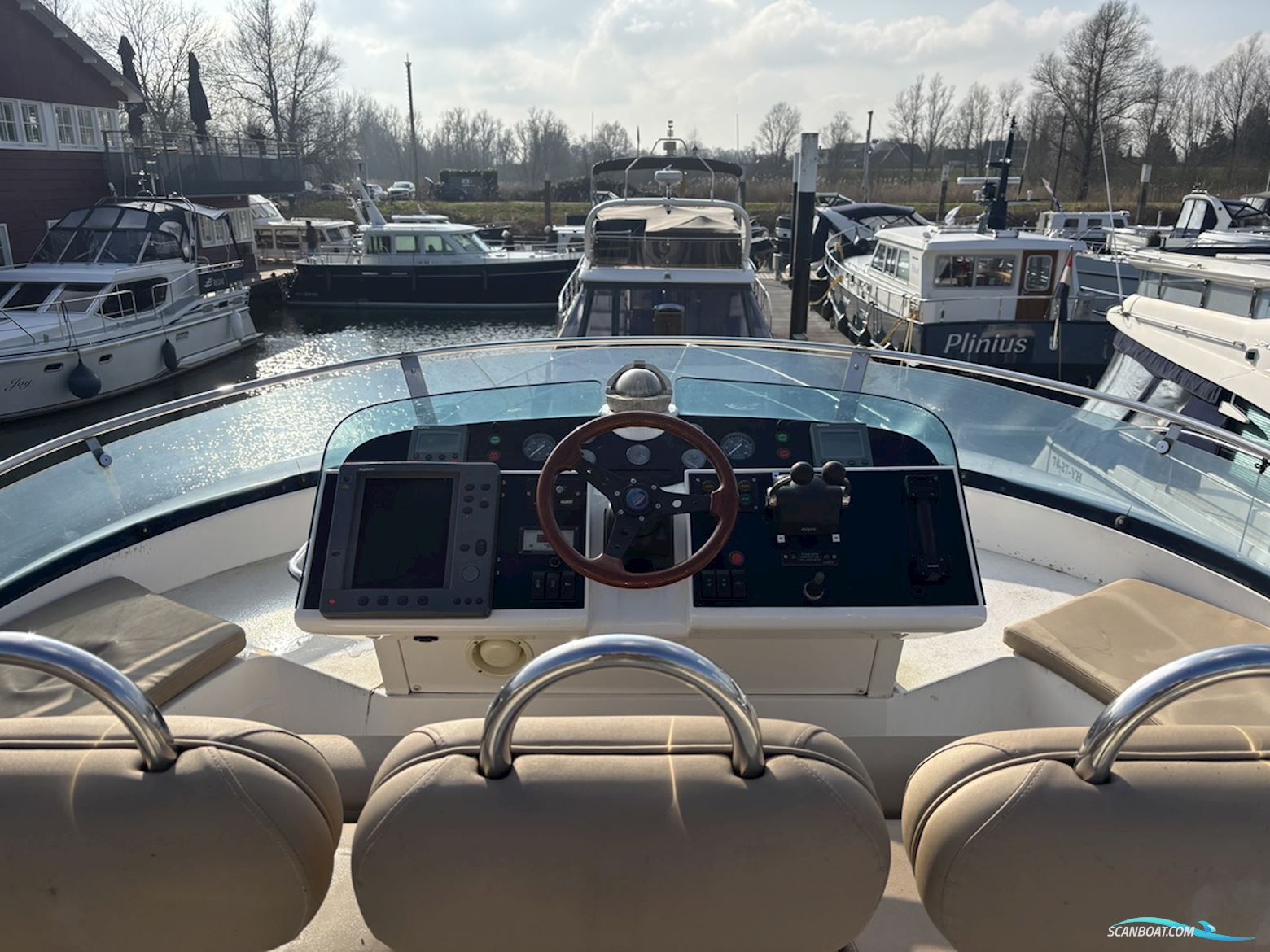 Fairline Squadron 52