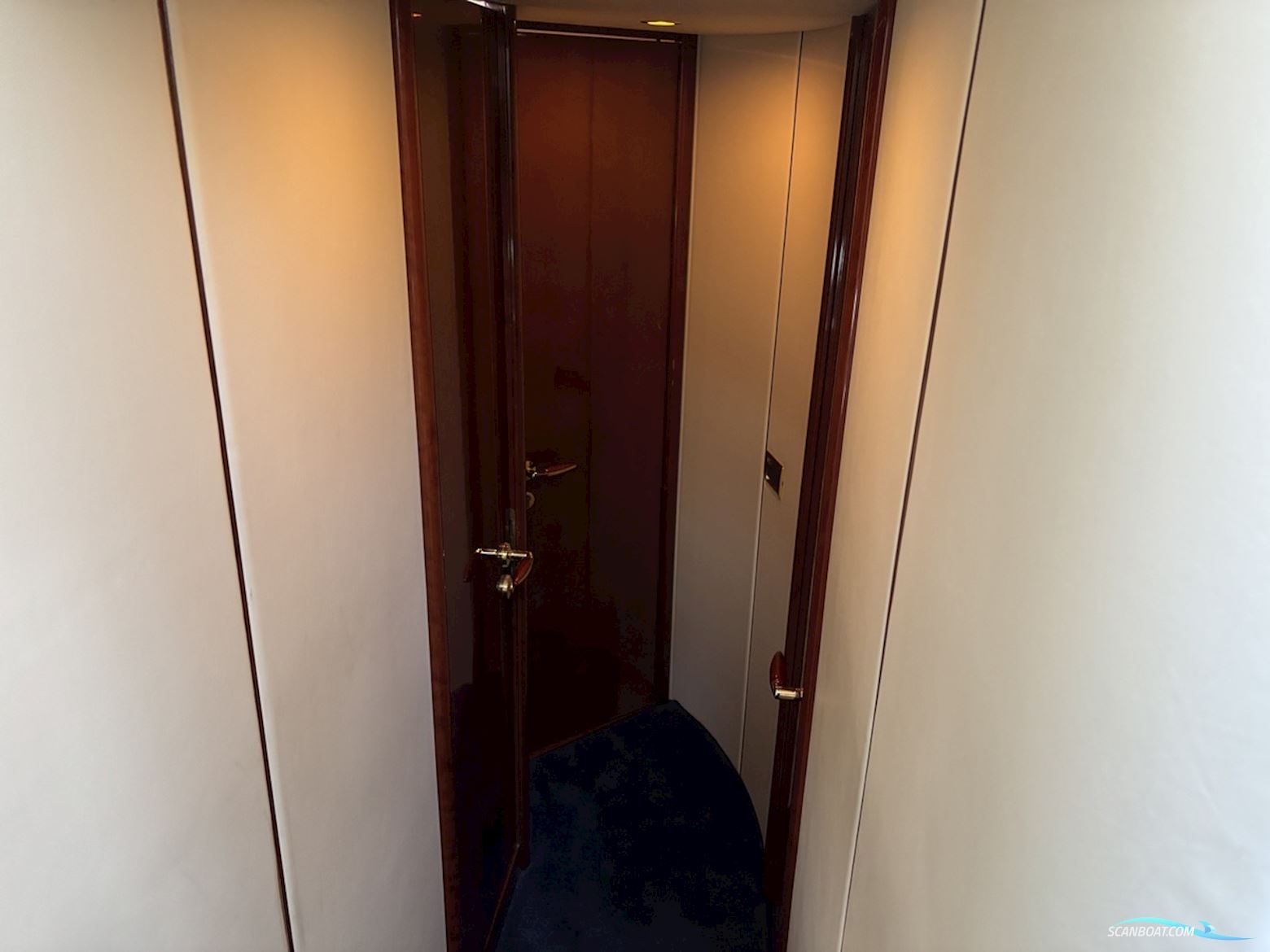 Fairline Squadron 52